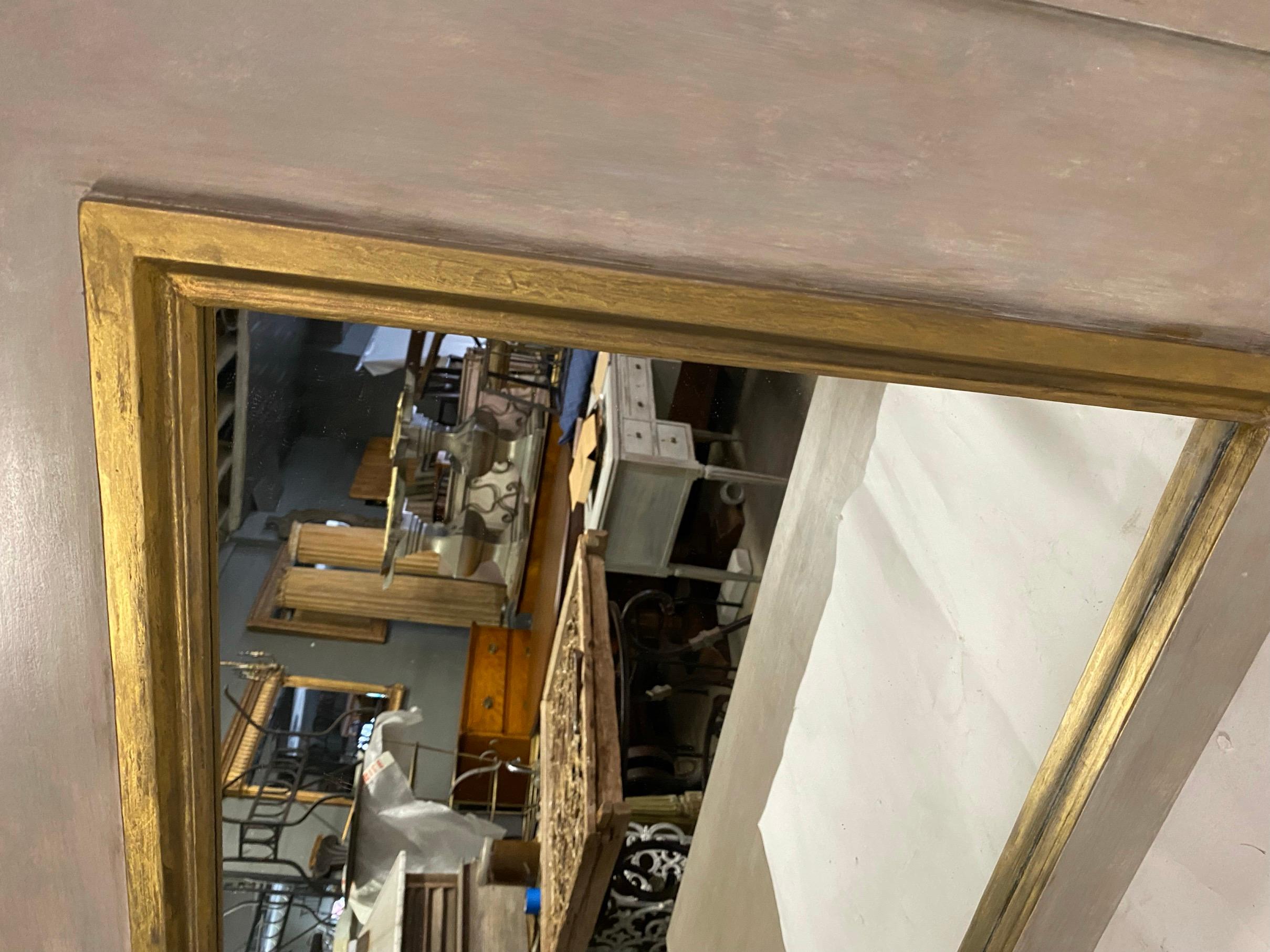 Maßgefertigter Trumeau-Kaminsims-Spiegel im neoklassischen Stil im Zustand „Neu“ im Angebot in Sheffield, MA