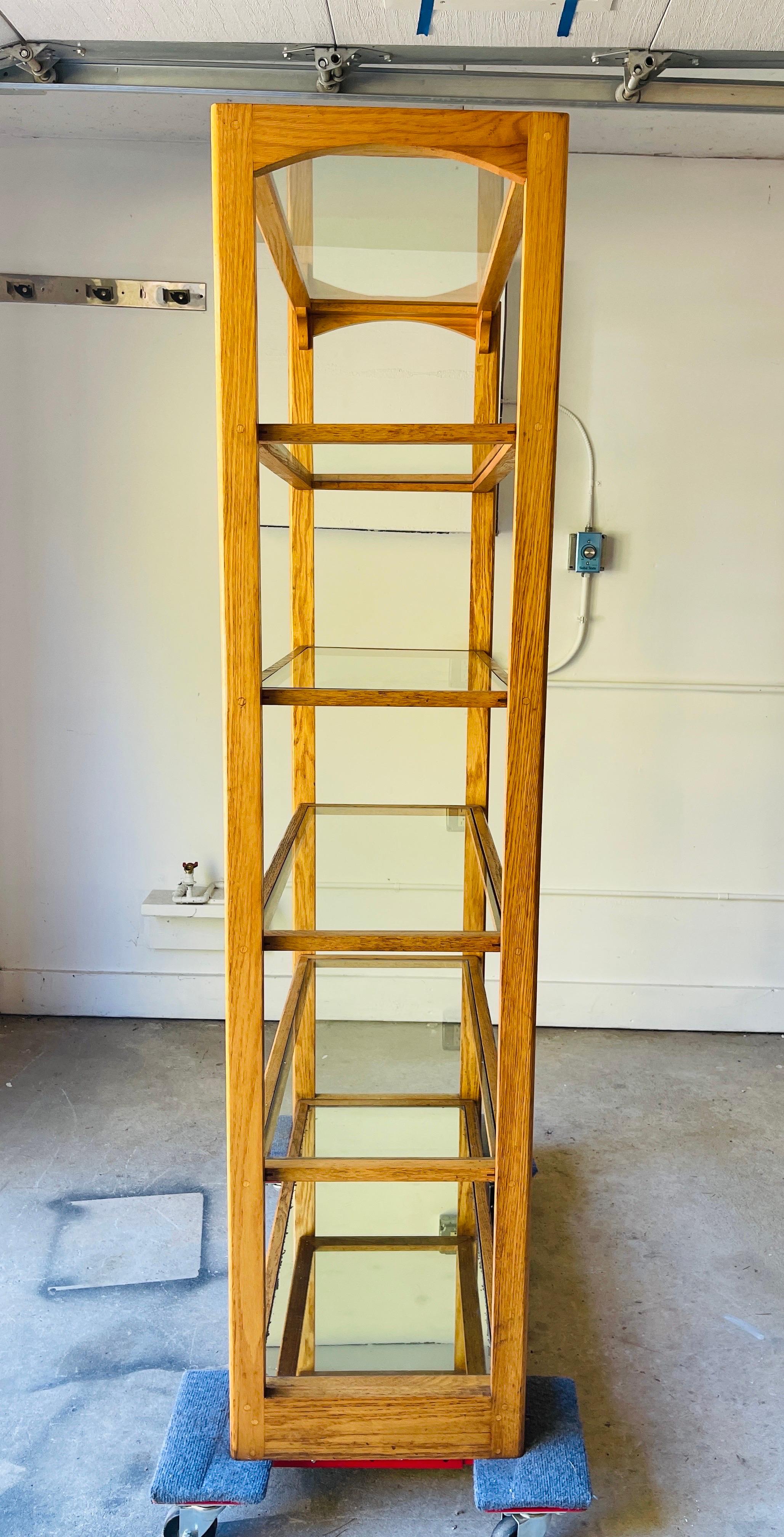Custom Oak & Glass Display Shelf with Mirrored Base In Good Condition For Sale In Brooklyn, NY