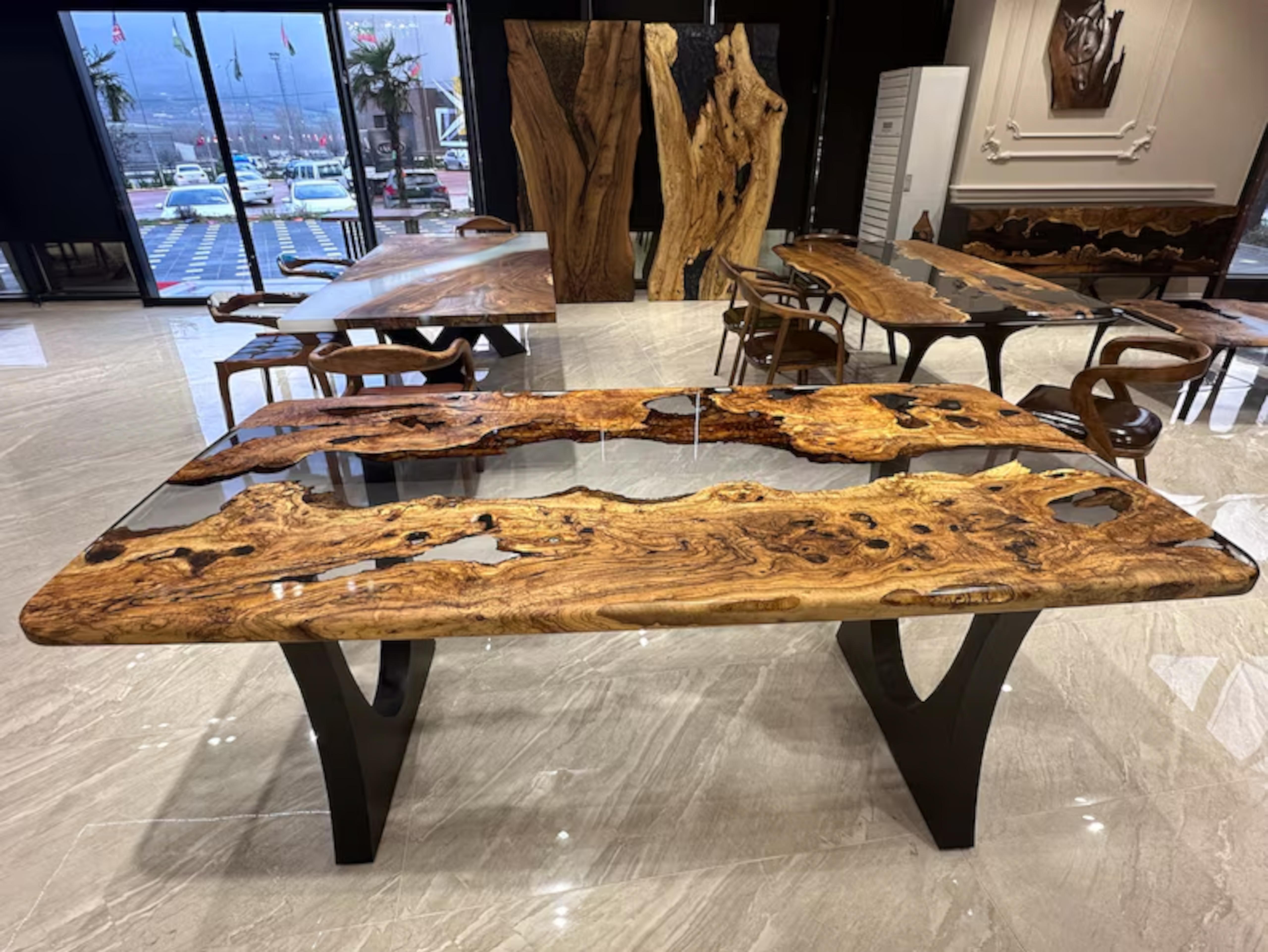 Mesa de Comedor Epoxi Transparente Oliva a Medida - Mesa de Madera Epoxi con Borde Redondeado Turco en venta