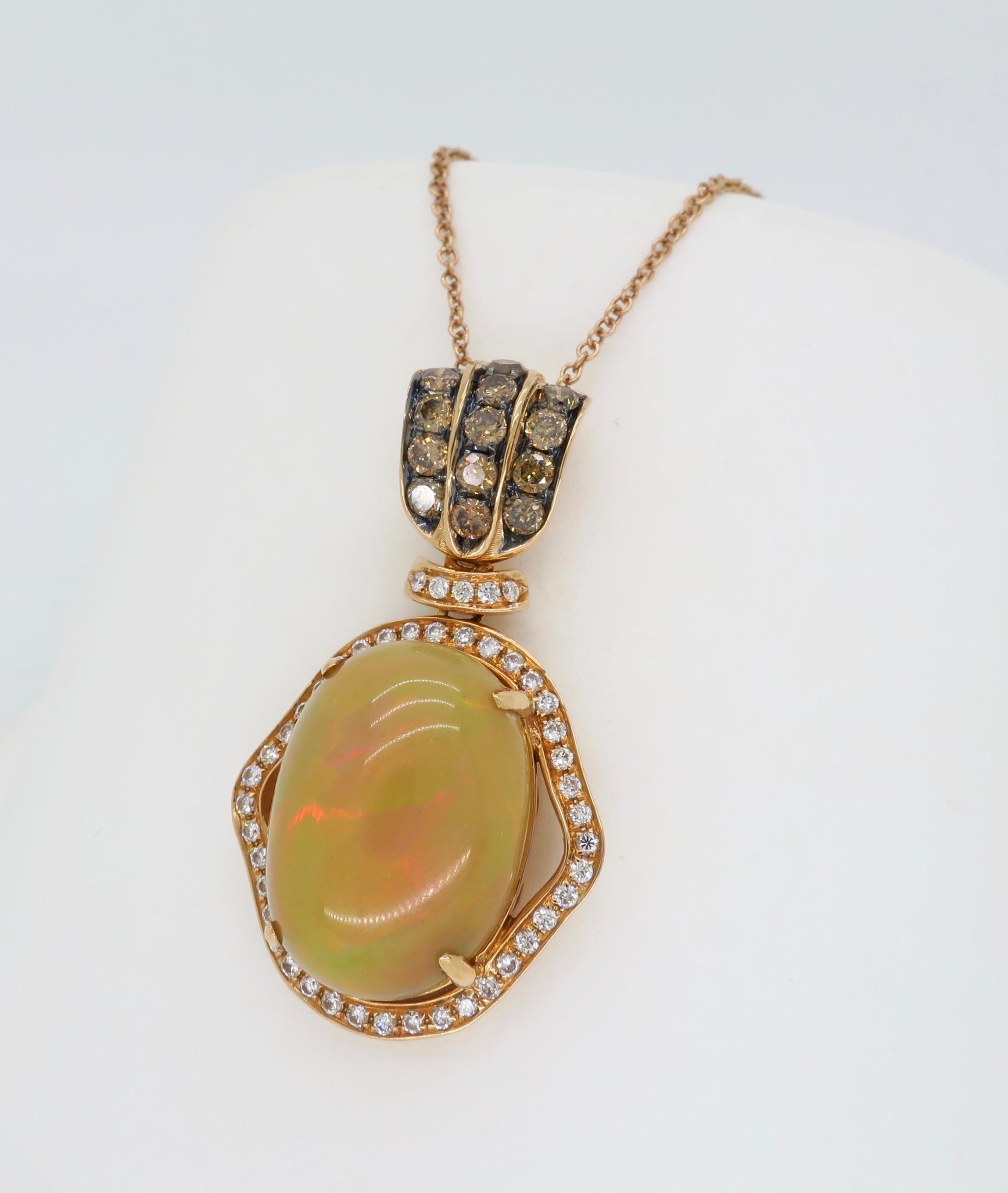 Maßgefertigte Opal- und Diamant-Halskette aus 18 Karat Roségold im Angebot 1