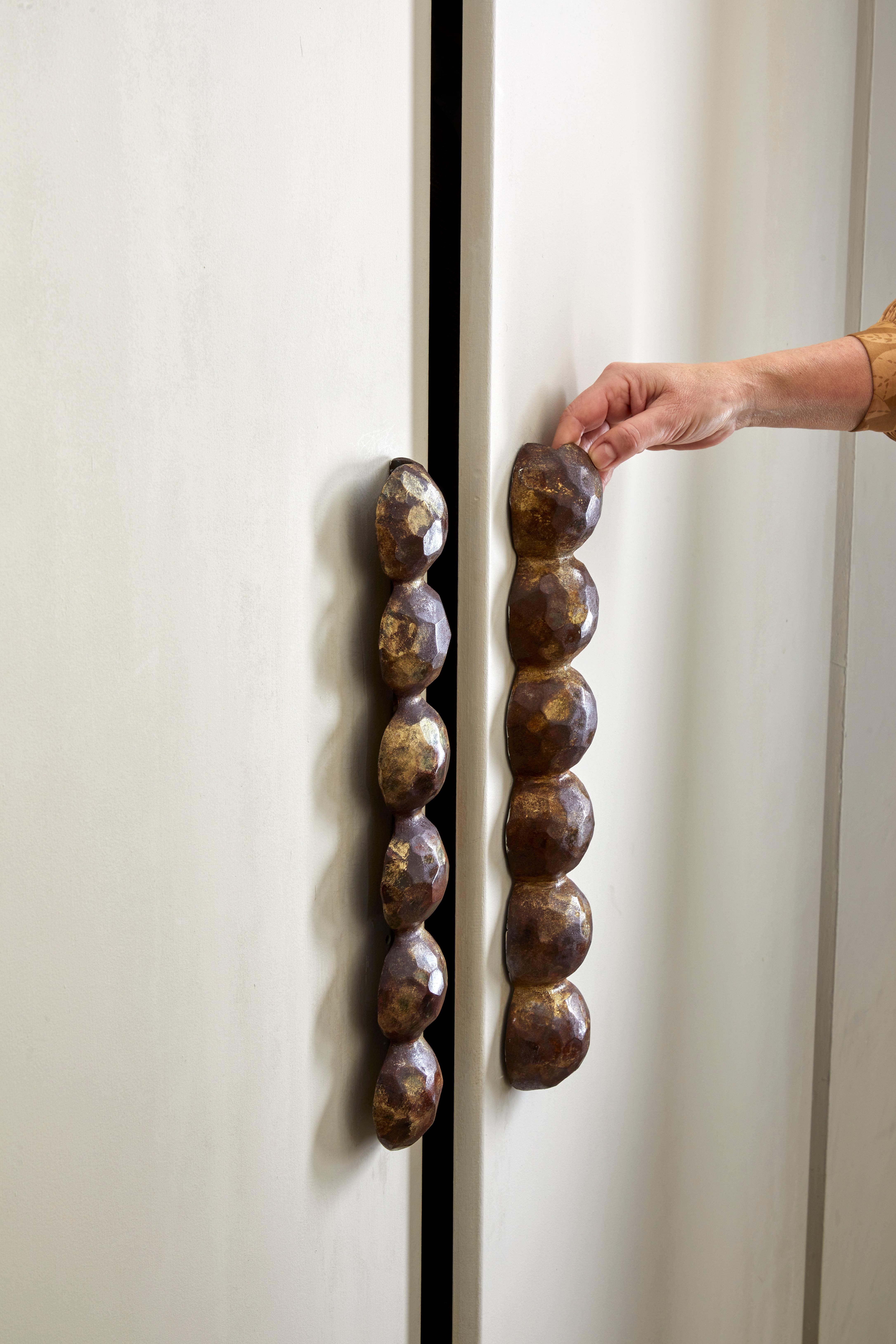 Ordine personalizzato 2qty Maniglia scultorea per porta in finitura argento In condizioni Nuovo in vendita a  London, GB