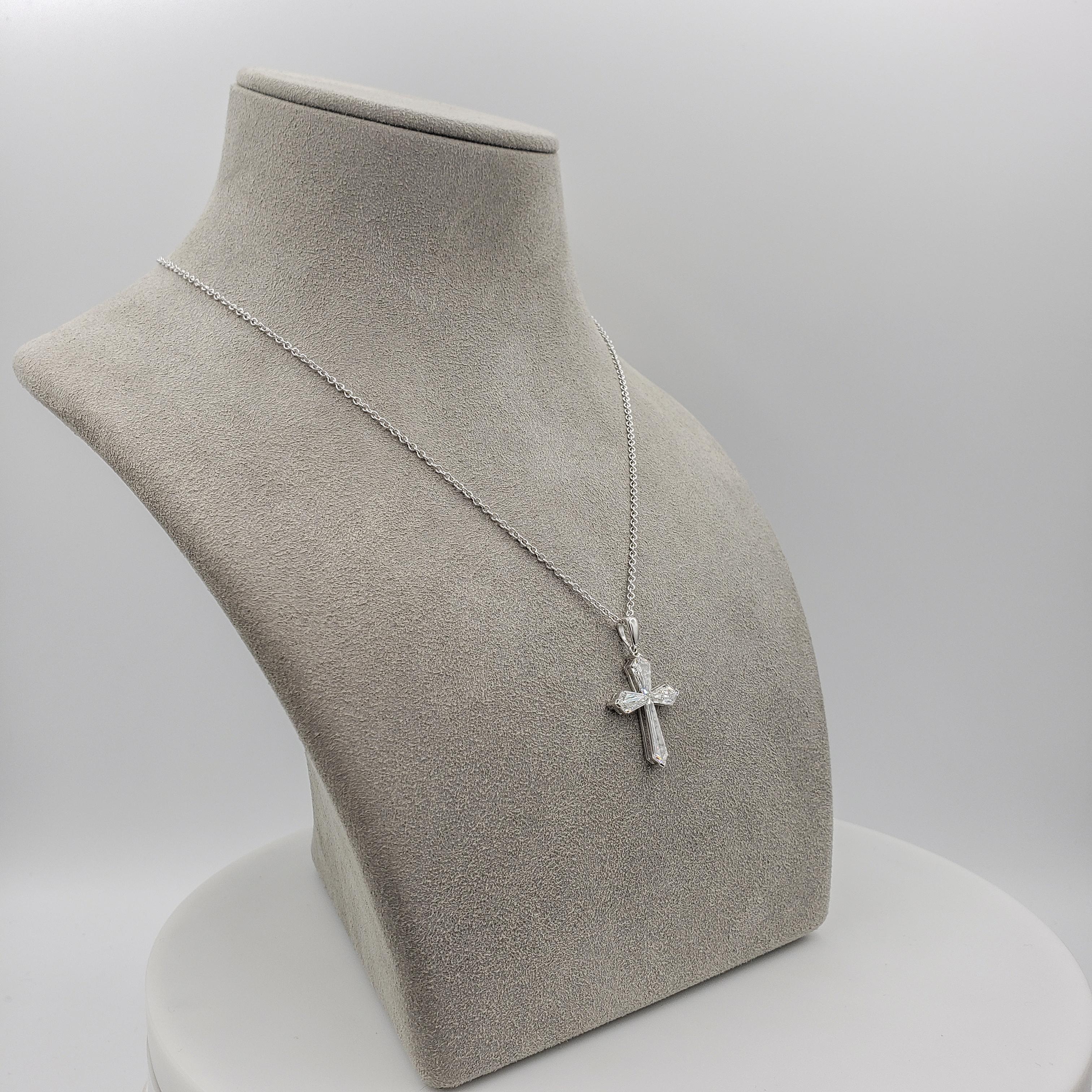 Custom Order: Emerald Cut Diamond Cross Pendant Necklace In New Condition In New York, NY