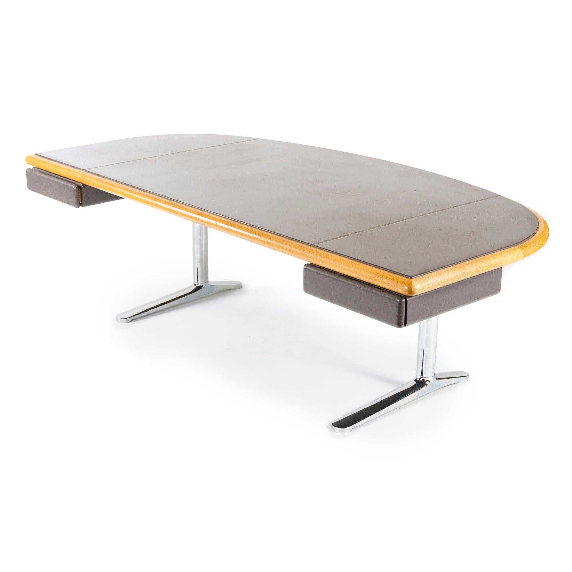 Maßgefertigter Chefschreibtisch und Wandschrank von Warren Platner für Knoll (amerikanisch) im Angebot