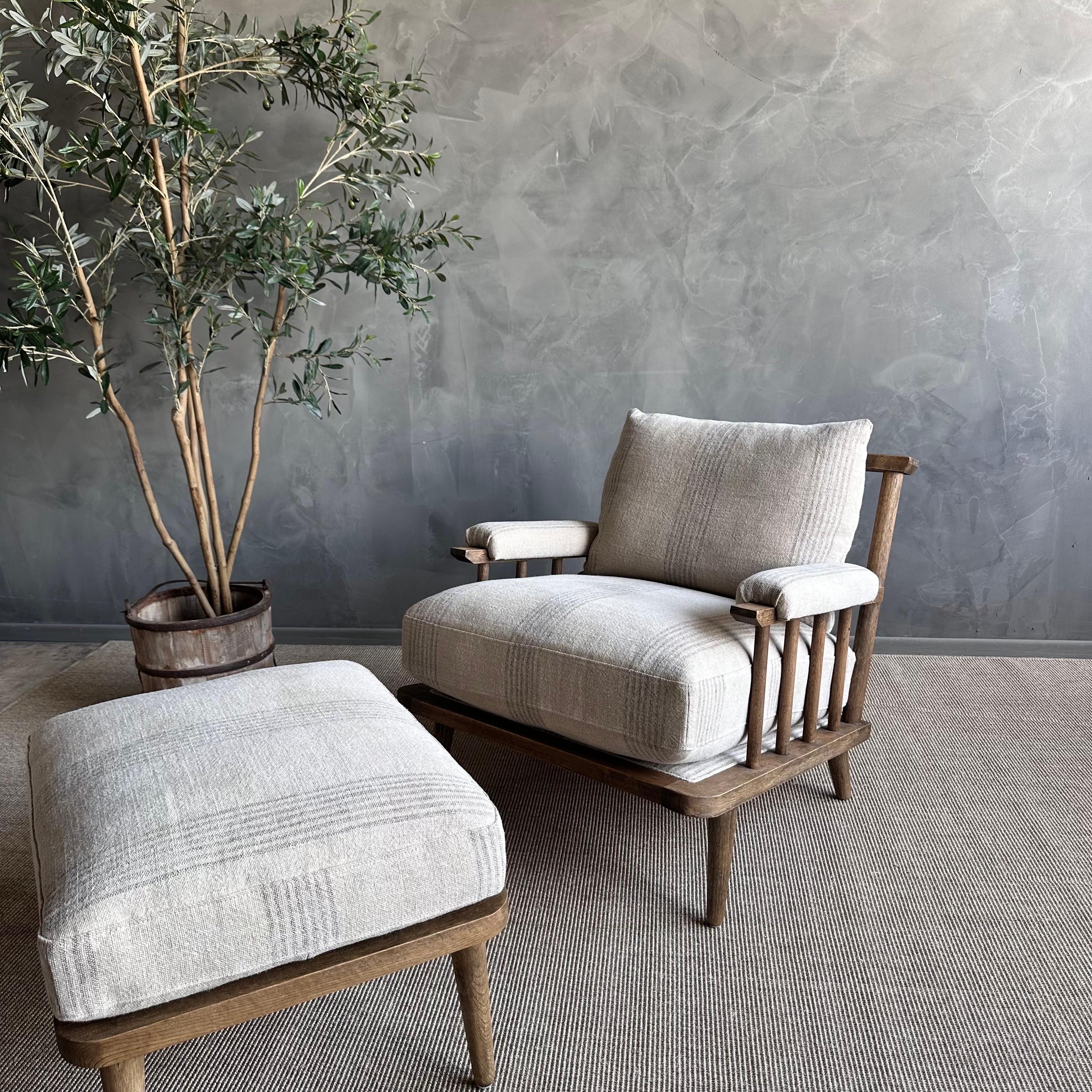 Ordine personalizzato per la sedia e l'ottomana in rovere massiccio Frances di KS Design COM in vendita 7
