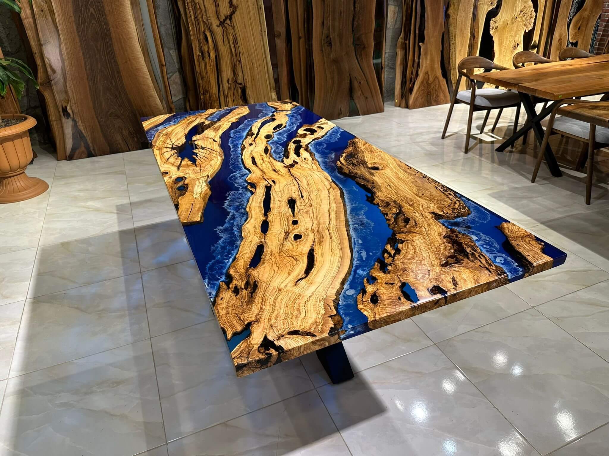 Custom Order Handmade Live Edge Blue Ocean Epoxy Resin Dining Table In New Condition For Sale In İnegöl, TR