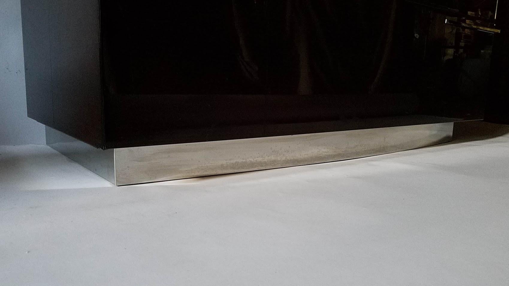 Barra Seca / Credenza de Caoba Encargada a Medida 1975 finales del siglo XX en venta