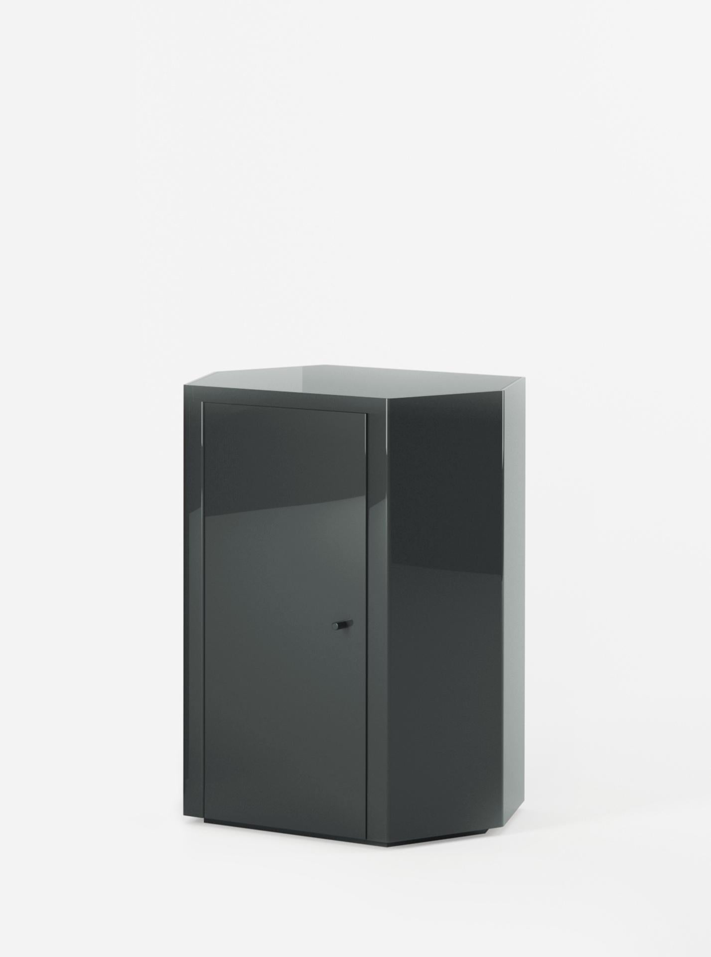 Sud-africain Paire de tables de nuit Park en laque SATIN RAL5008 en vente