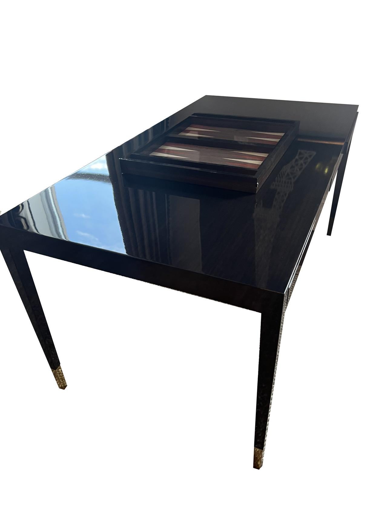 Maßgefertigter Partner-Schreibtisch mit Backgammon-/Schachtischstück (Holz) im Angebot