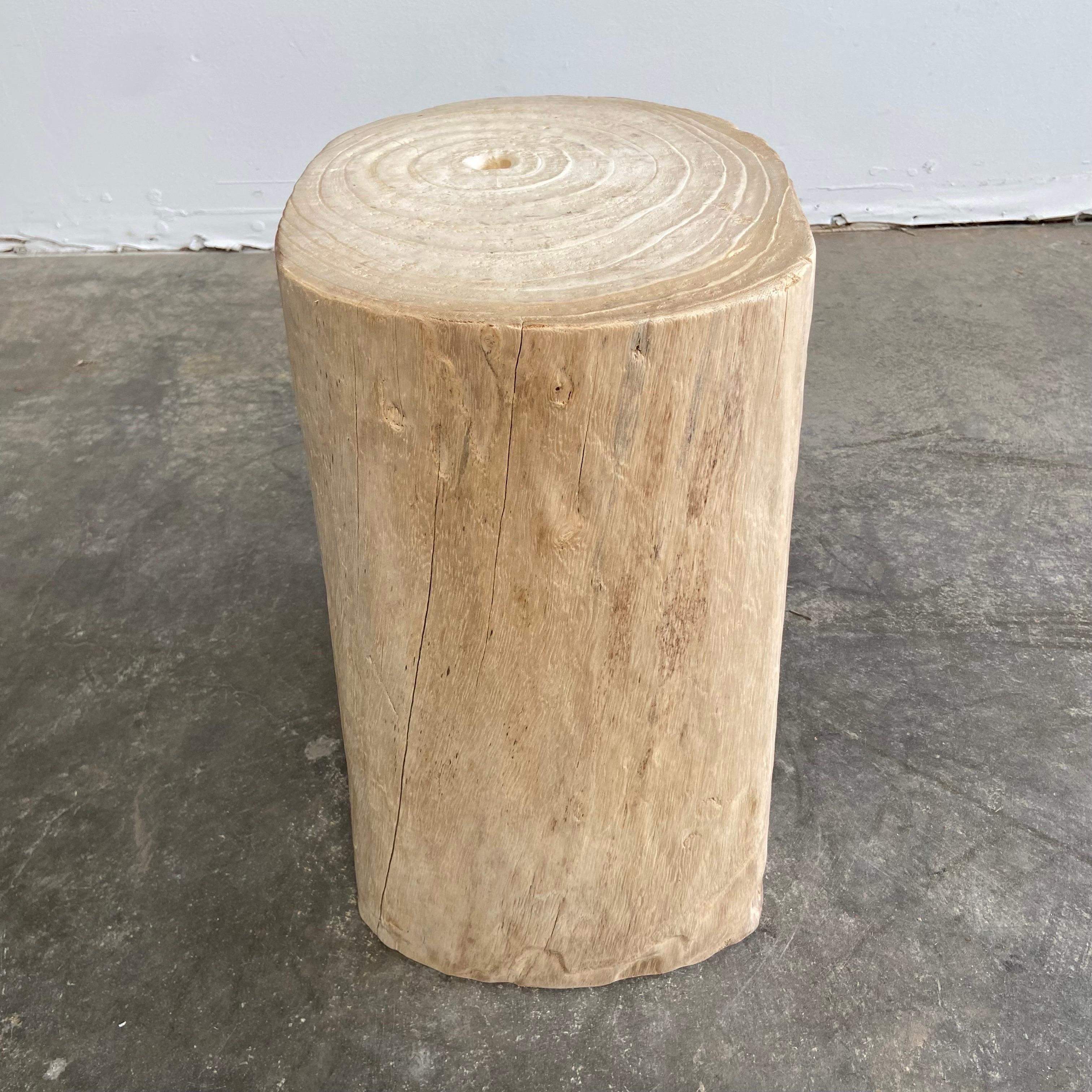 Natural Wood Stump Stool or Side Table In Good Condition In Brea, CA