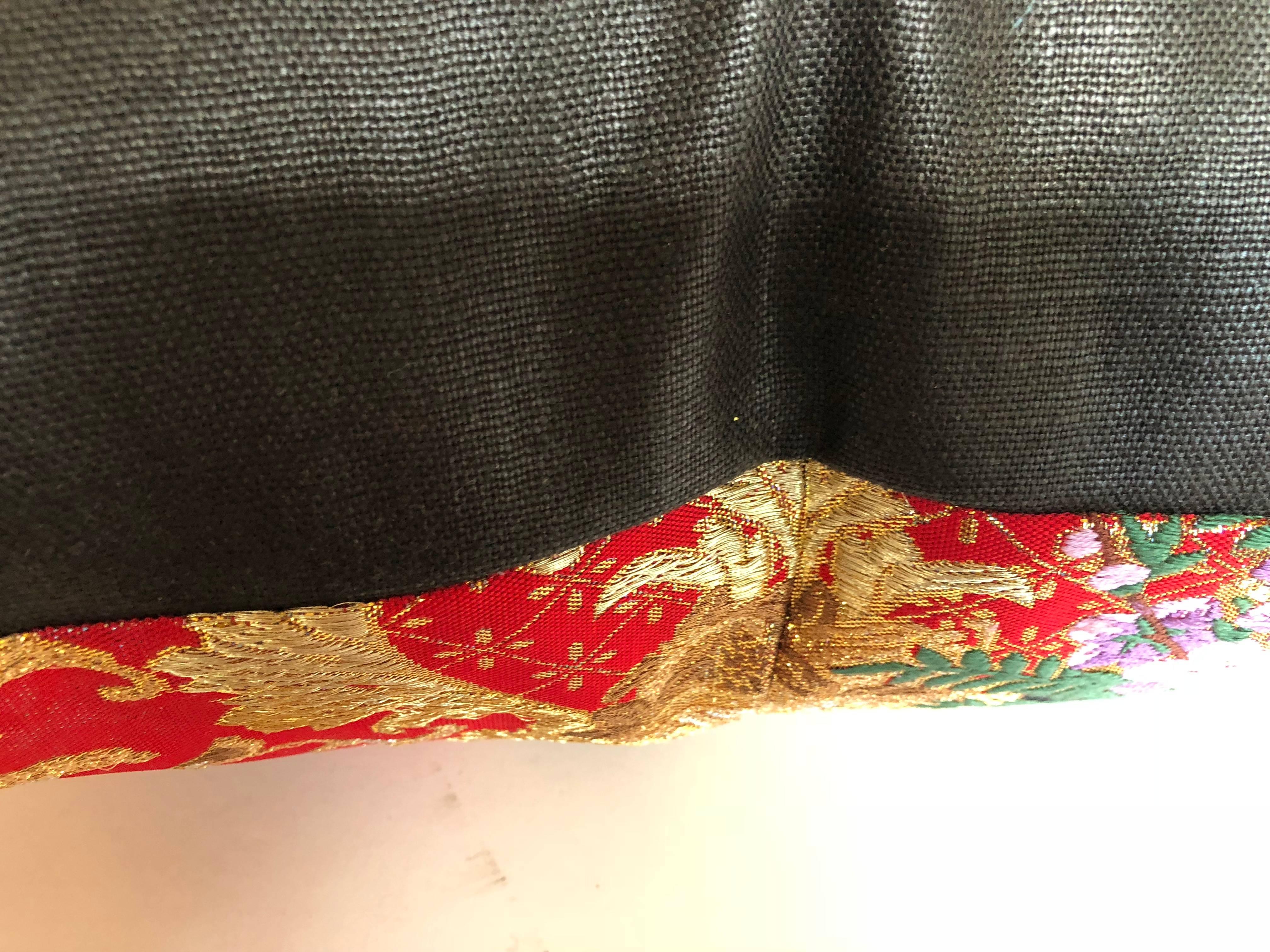 Custom Pillow by Maison Suzanne Cut from a Vintage Silk Japanese Uchikake Kimono In Excellent Condition In Glen Ellyn, IL