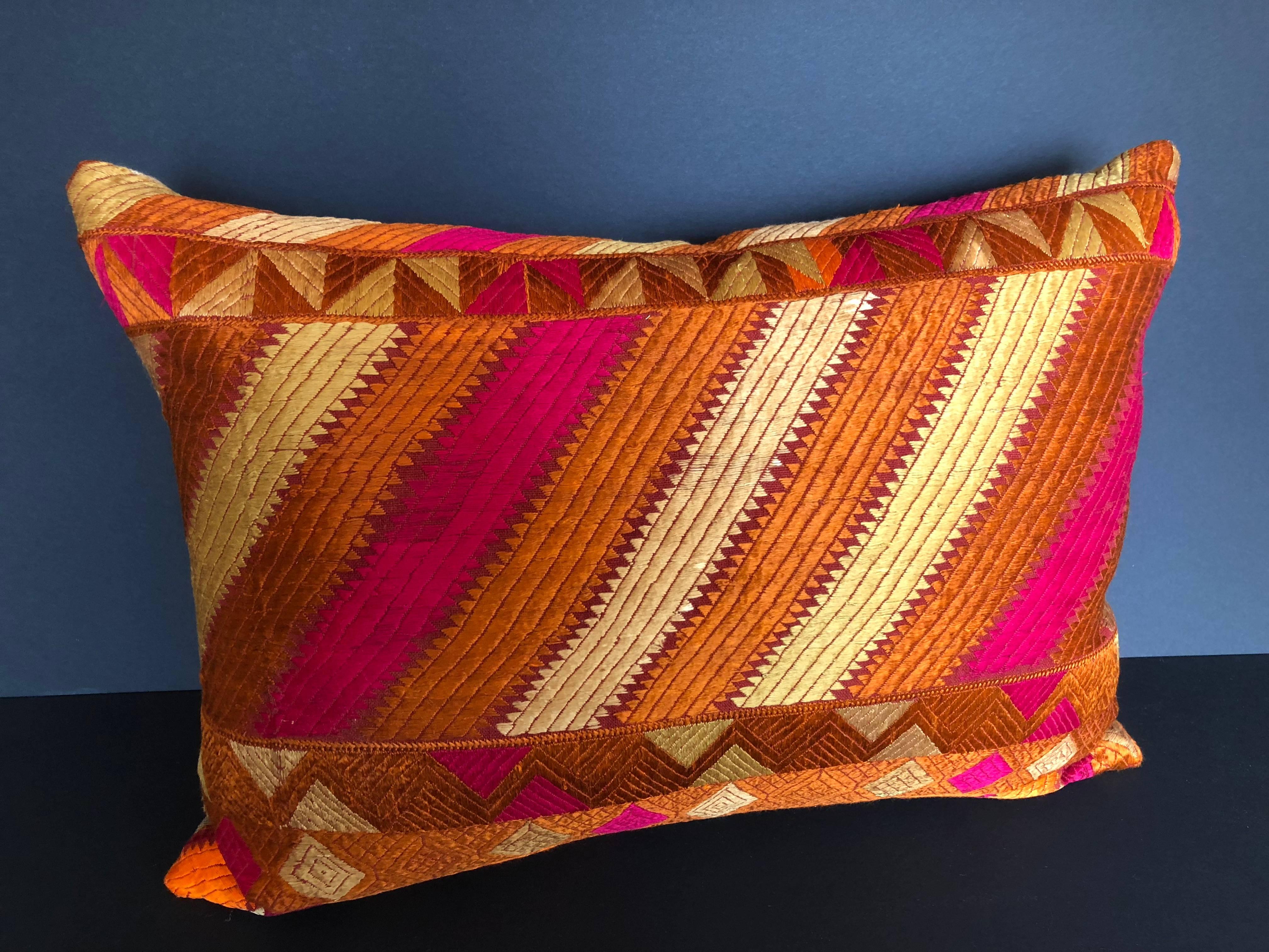 Custom Pillow Cut from a Vintage Silk Phulkari Bagh Wedding Shawl, Punjab, India In Good Condition In Glen Ellyn, IL