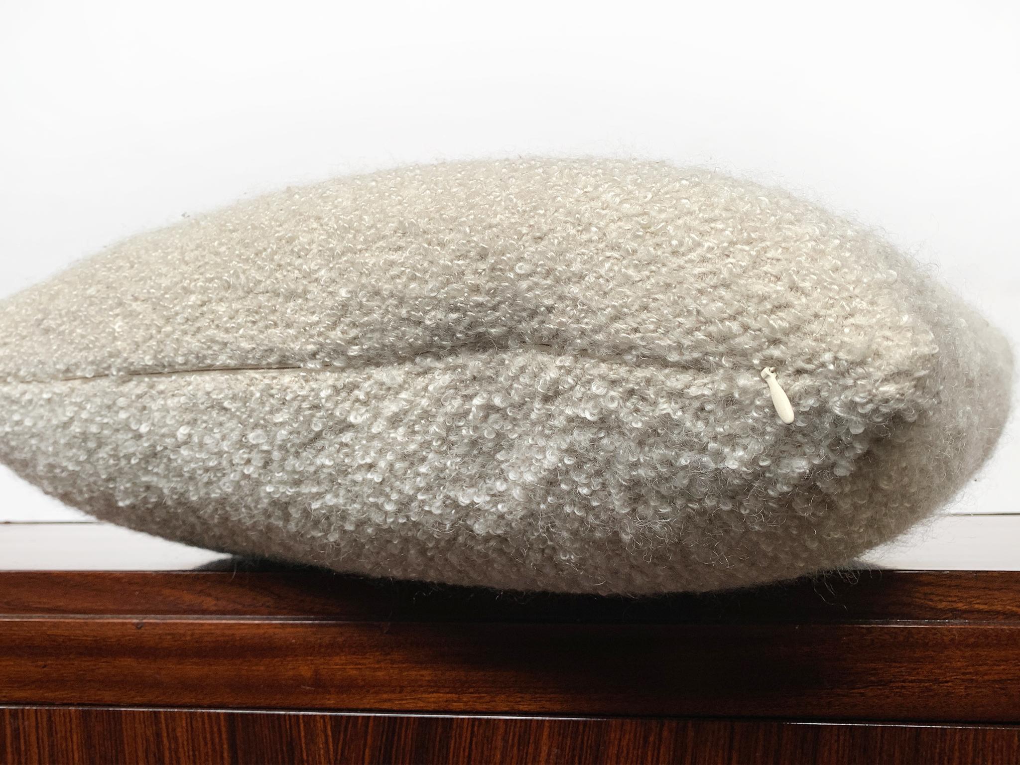 Custom Pillow with Cream Bouclé from Schumacher In New Condition In New York, NY