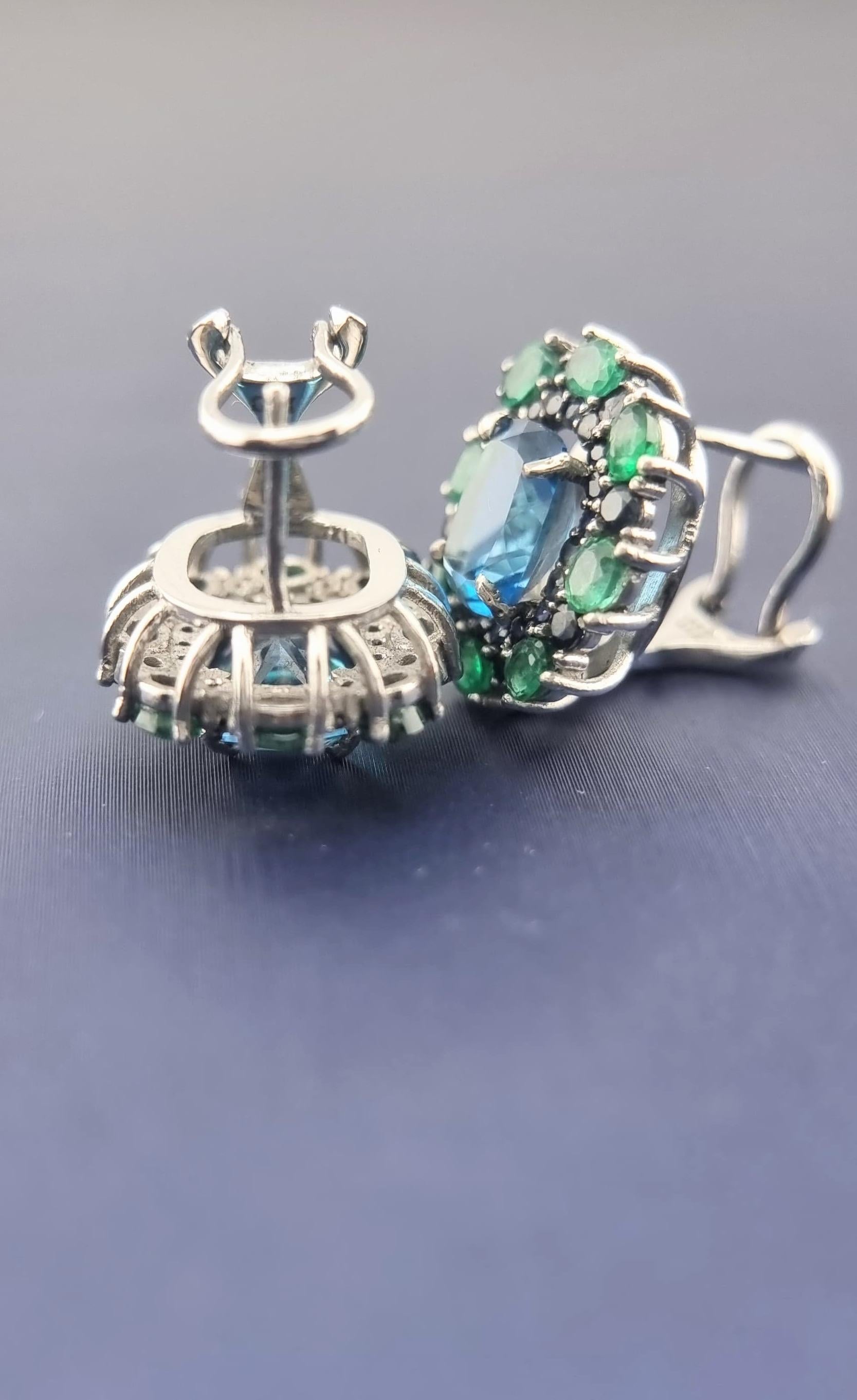 Custom Platinum Blue Topaz Natural Emerald & Sapphire Lever-Back Earring In New Condition For Sale In Lanham, MD