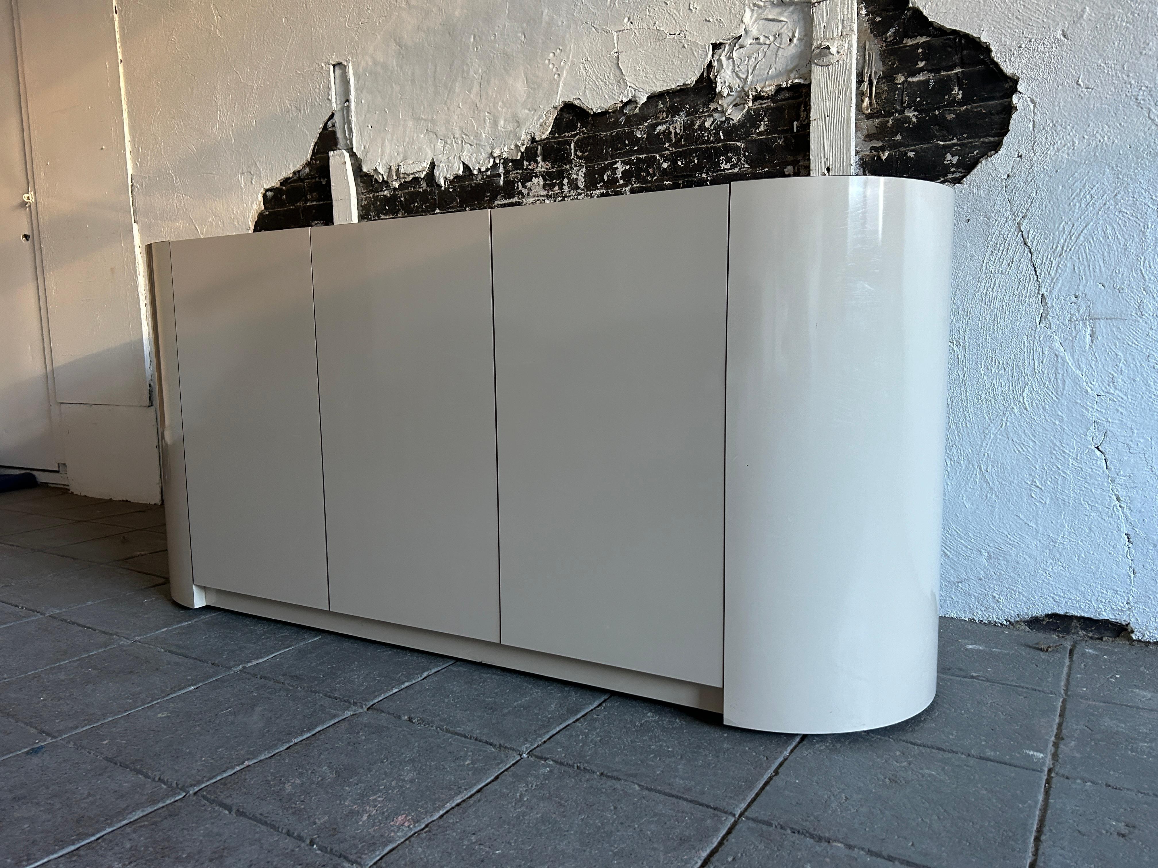 Custom Pop art post modern 3 door beige Pill shaped credenza sideboard For Sale 3
