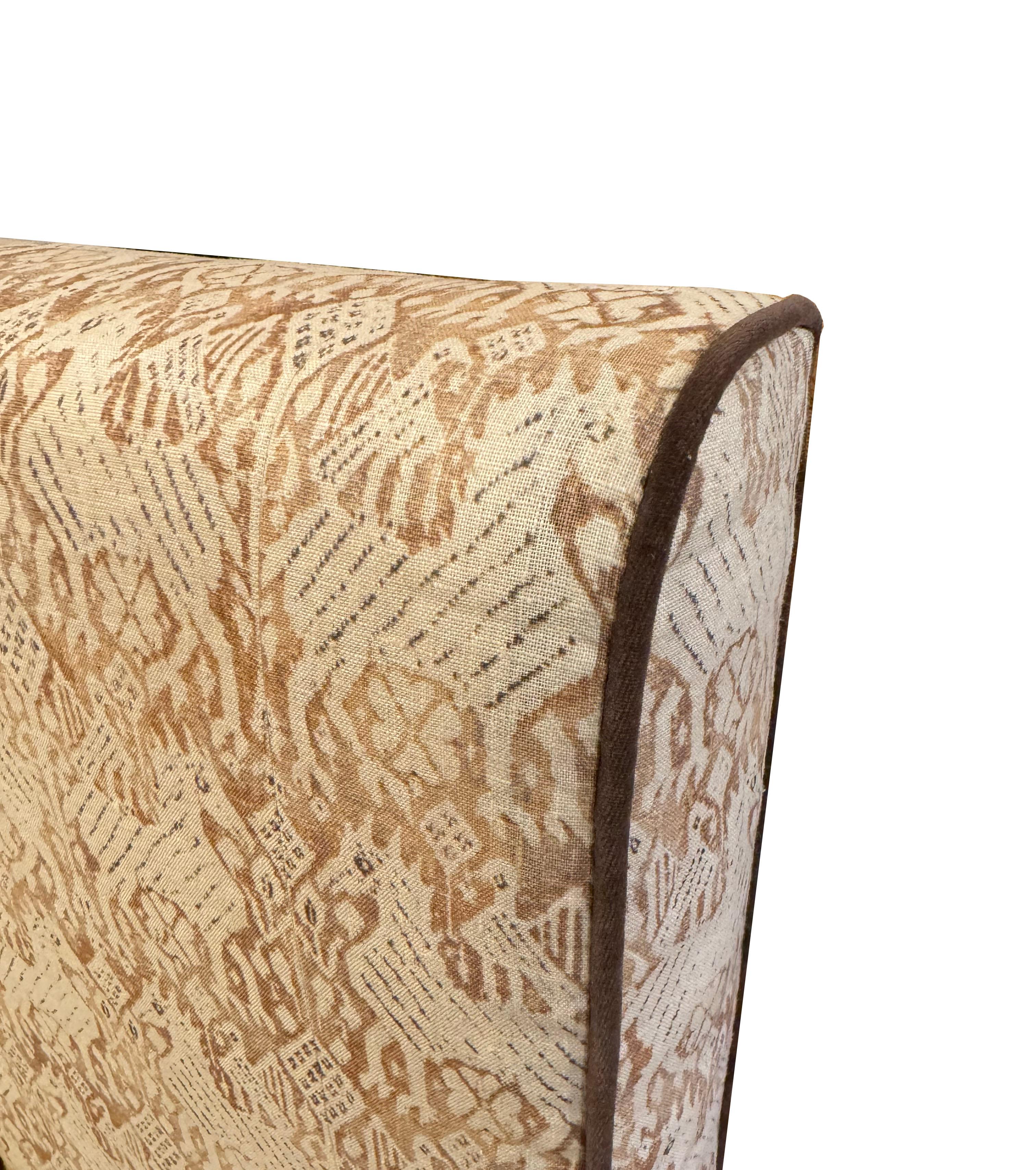 Tête de lit Queen sur mesure avec motif en lin spécial Bon état - En vente à Scottsdale, AZ