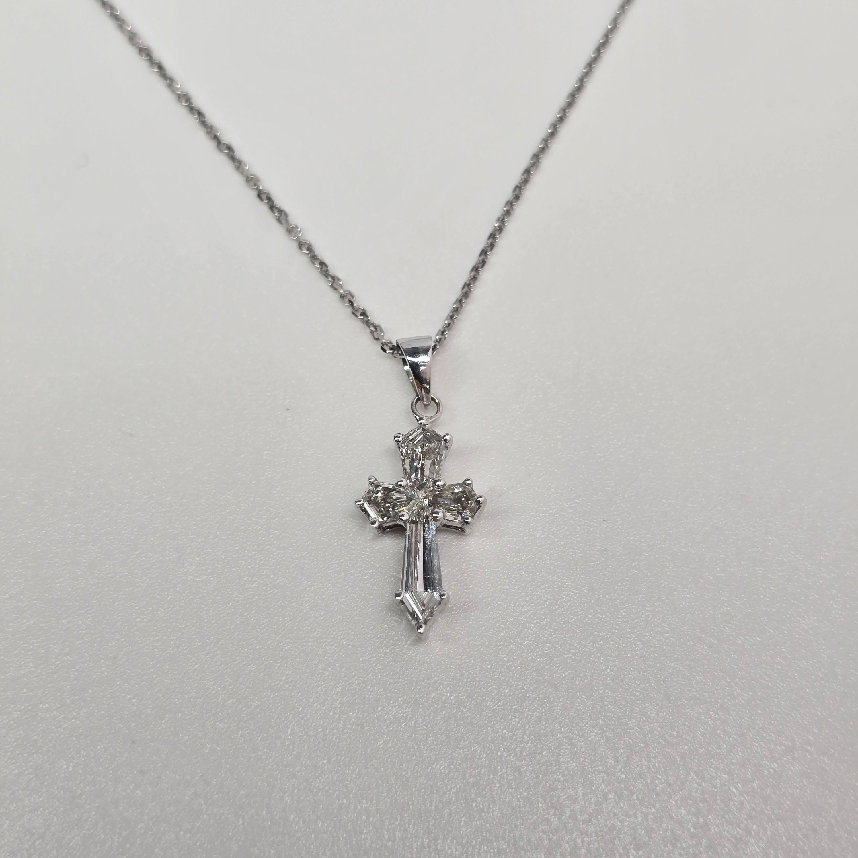 Collana con croce di diamanti personalizzata RARE in oro 14KT 1.10ct in vendita 2