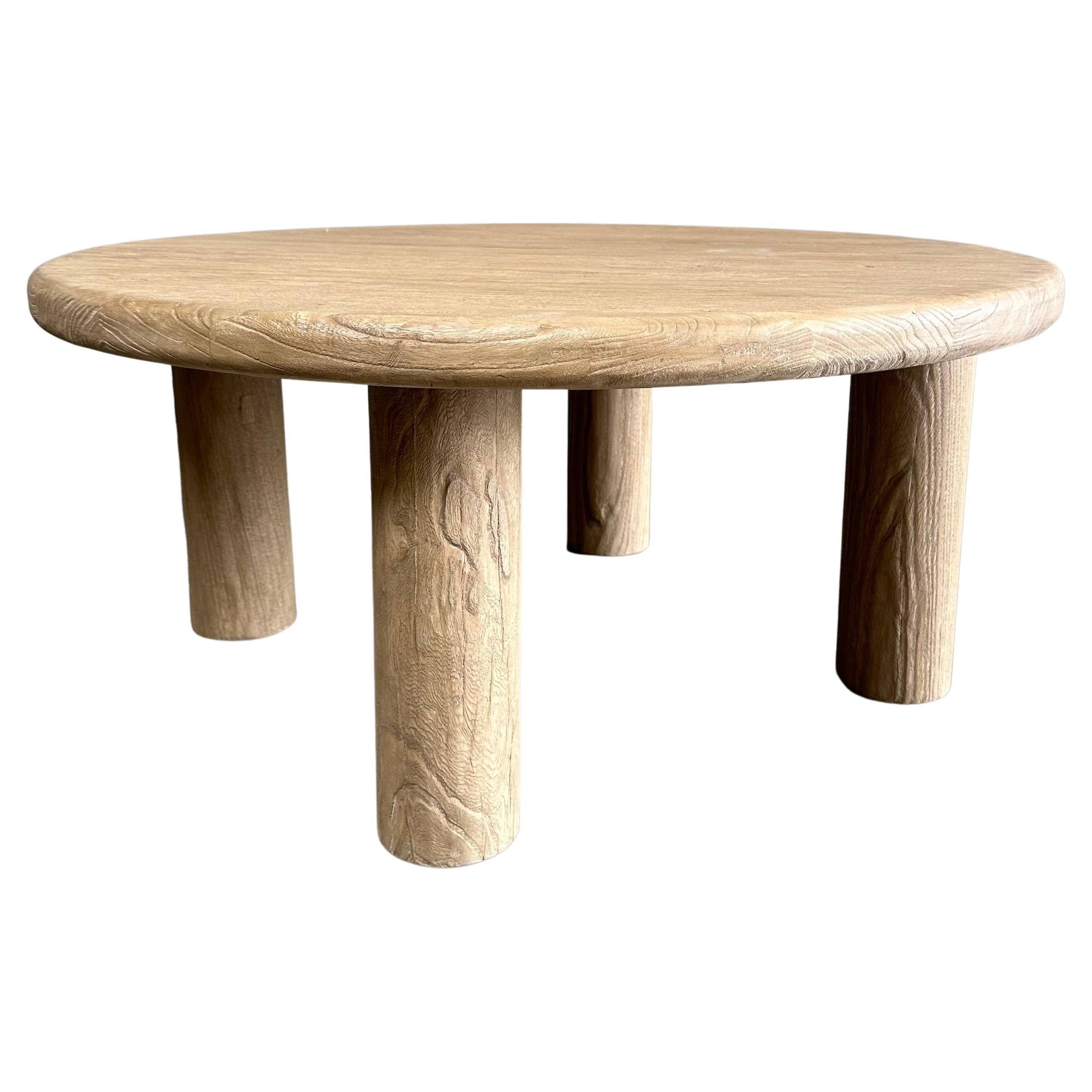 Table basse ronde en bois d'orme récupéré sur mesure en vente