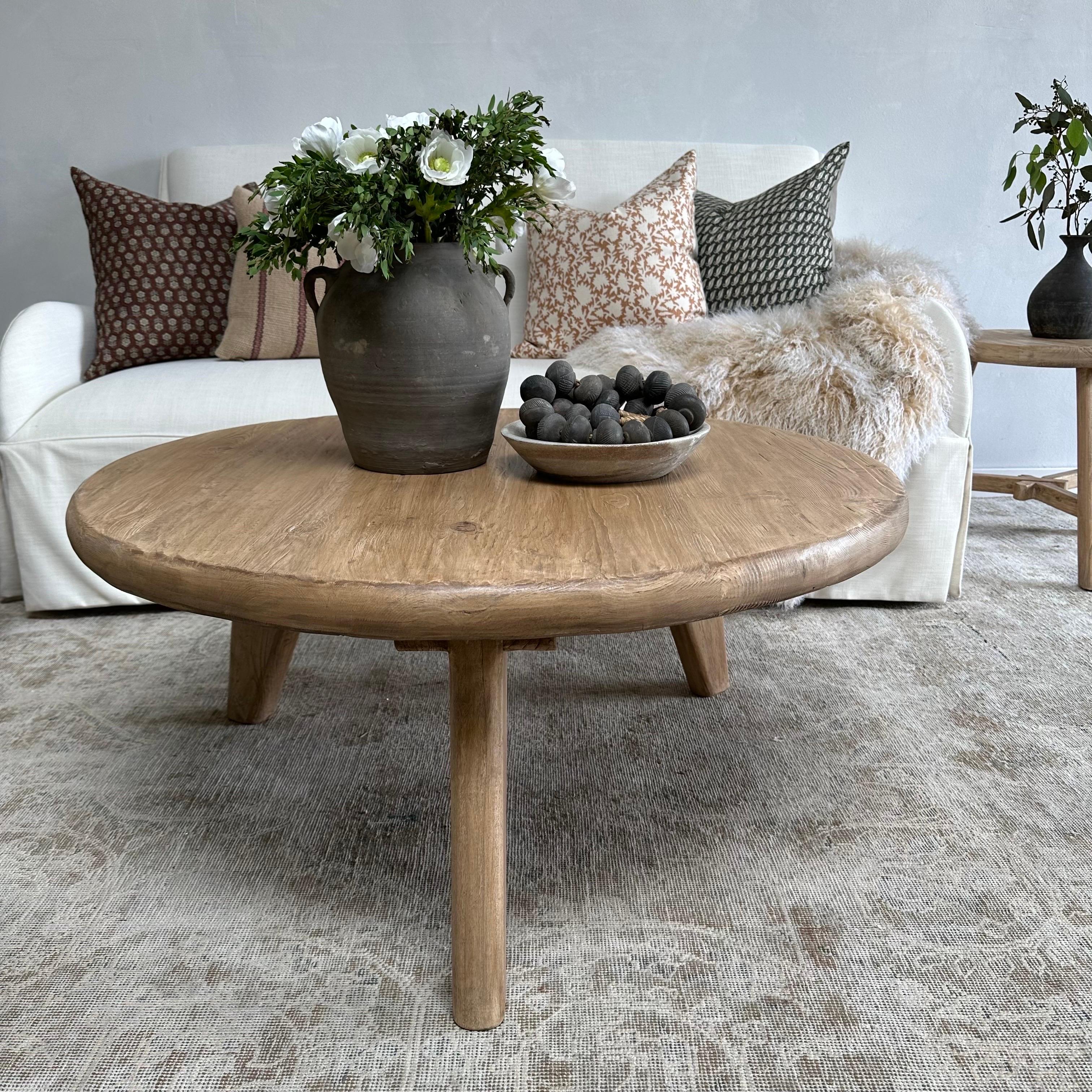 Custom Reclaimed Elm Wood Round Coffee Table with 3 Legs For Sale 3