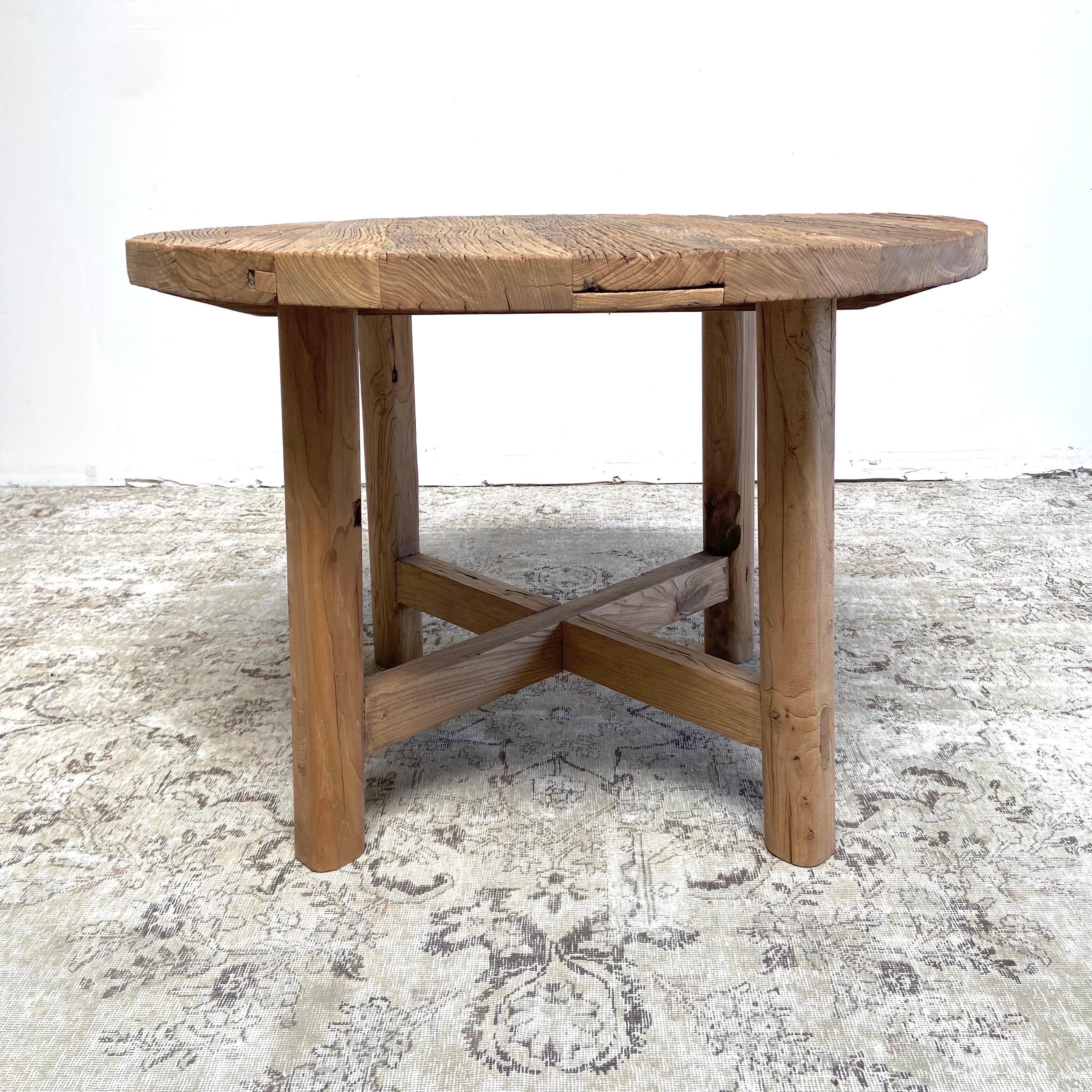 Custom Reclaimed Elm Wood Round Dining Table Dinette In New Condition In Brea, CA