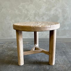 Tavolino rotondo in legno di olmo recuperato personalizzato con gambe rotonde