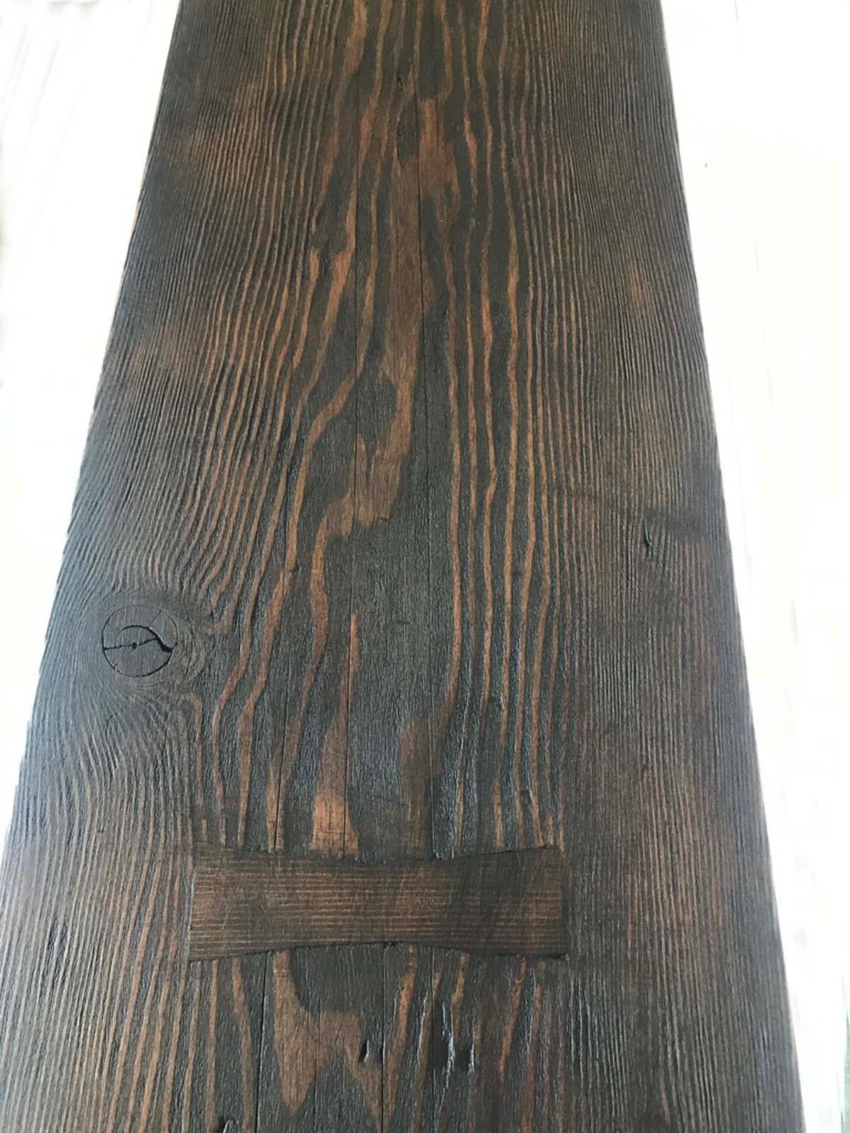 Maßgefertigte Buttress-Konsole aus Holz und Eisen von Dos Gallos Studio (amerikanisch) im Angebot