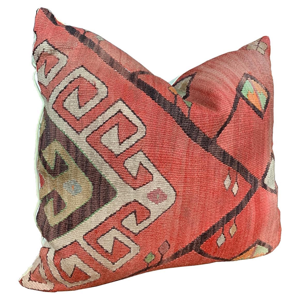 Cojín Alfombra Kilim Rojo Personalizado