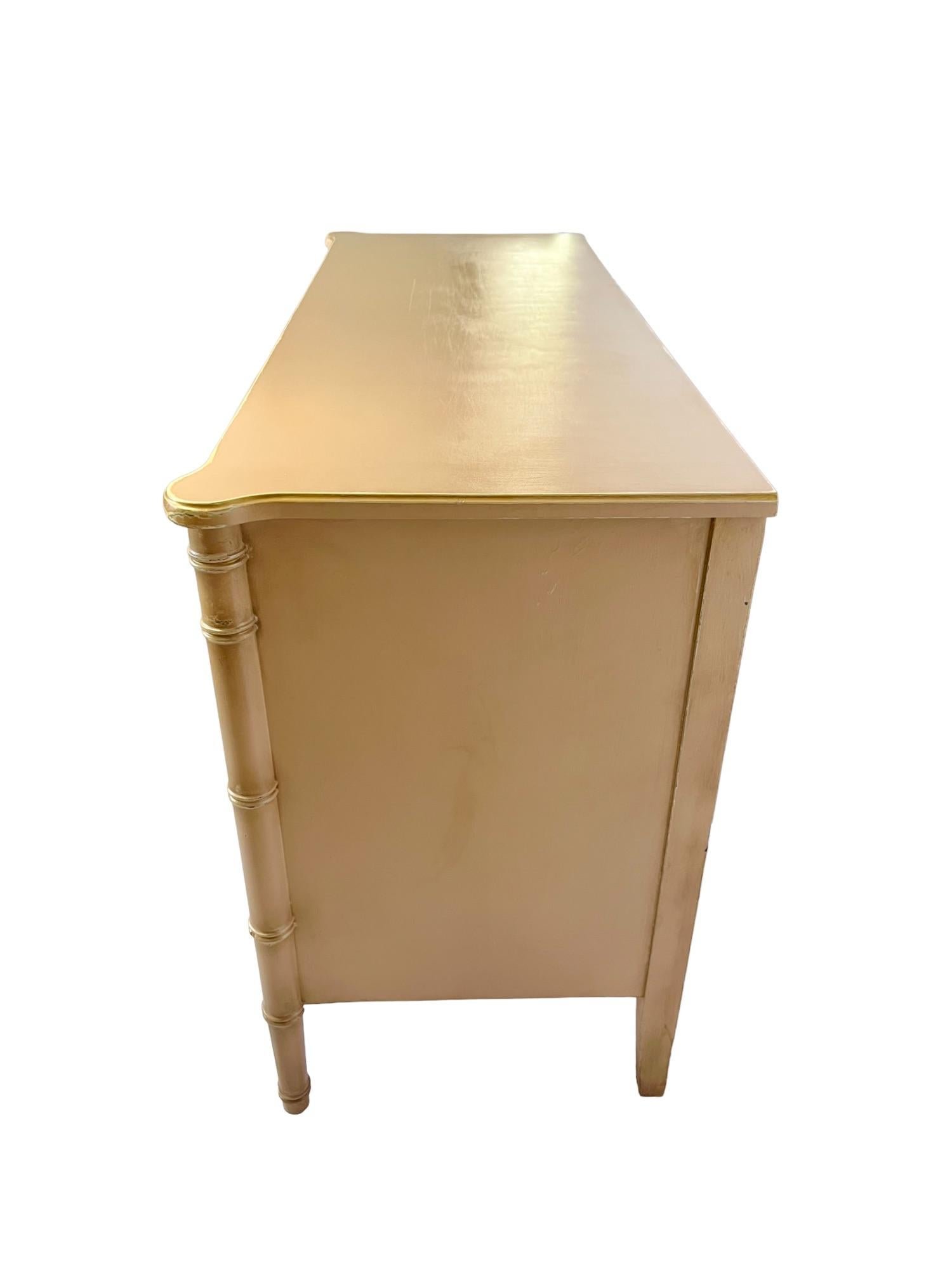 Commode Vintage en faux bambou Henry Link restaurée sur mesure Bon état à Harlingen, TX