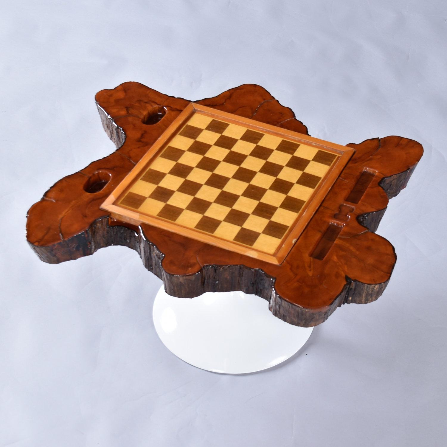 Custom Reversible Chess and Backgammon Live Edge Game Table on Tulip Base For Sale 4