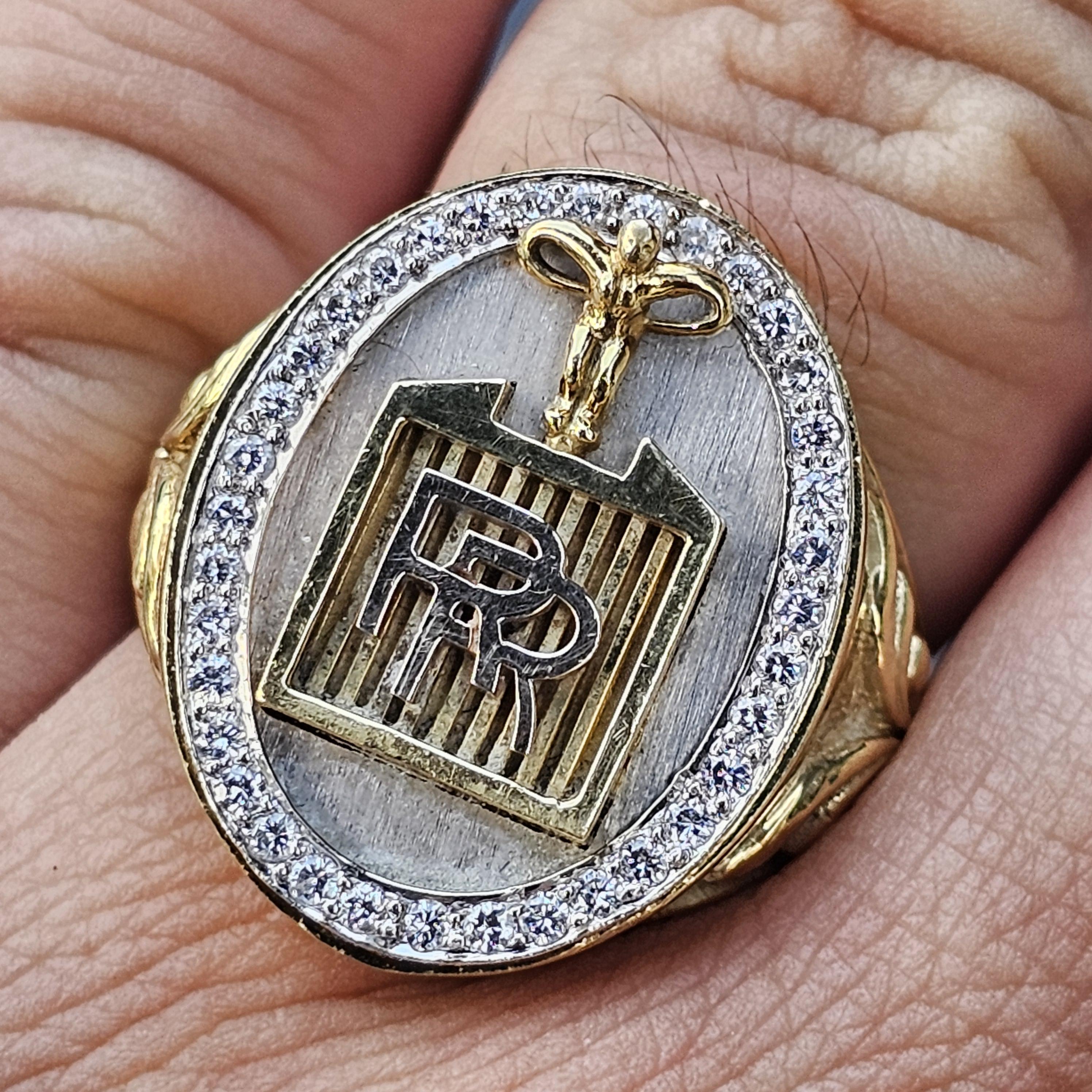 Custom Rolls Royce Car Diamond Mens ring 18k Yellow White Gold sz 12.5 17.3g 3D In Good Condition For Sale In Northbrook, IL