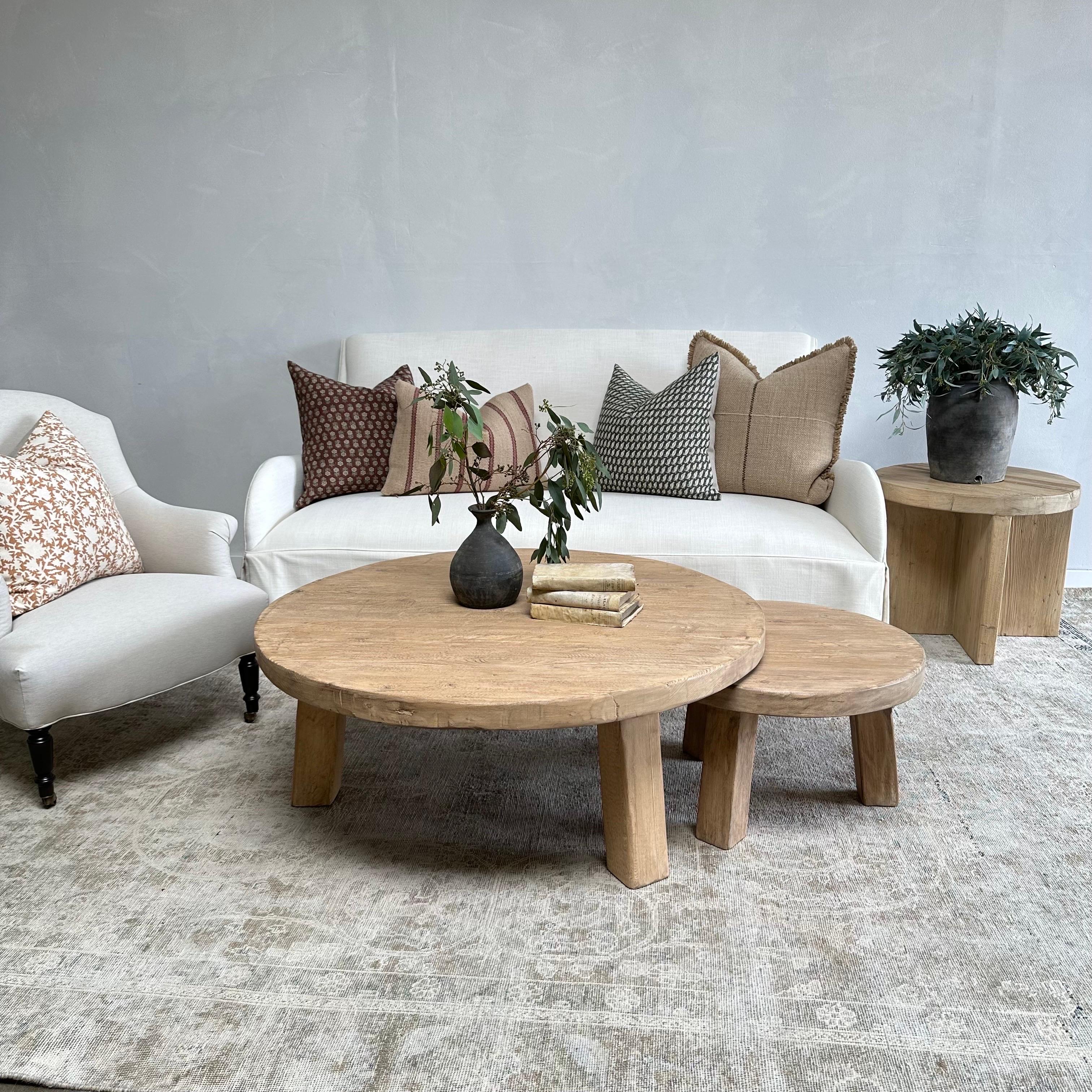 Table basse ronde en bois recyclé Luna sur mesure en vente 3