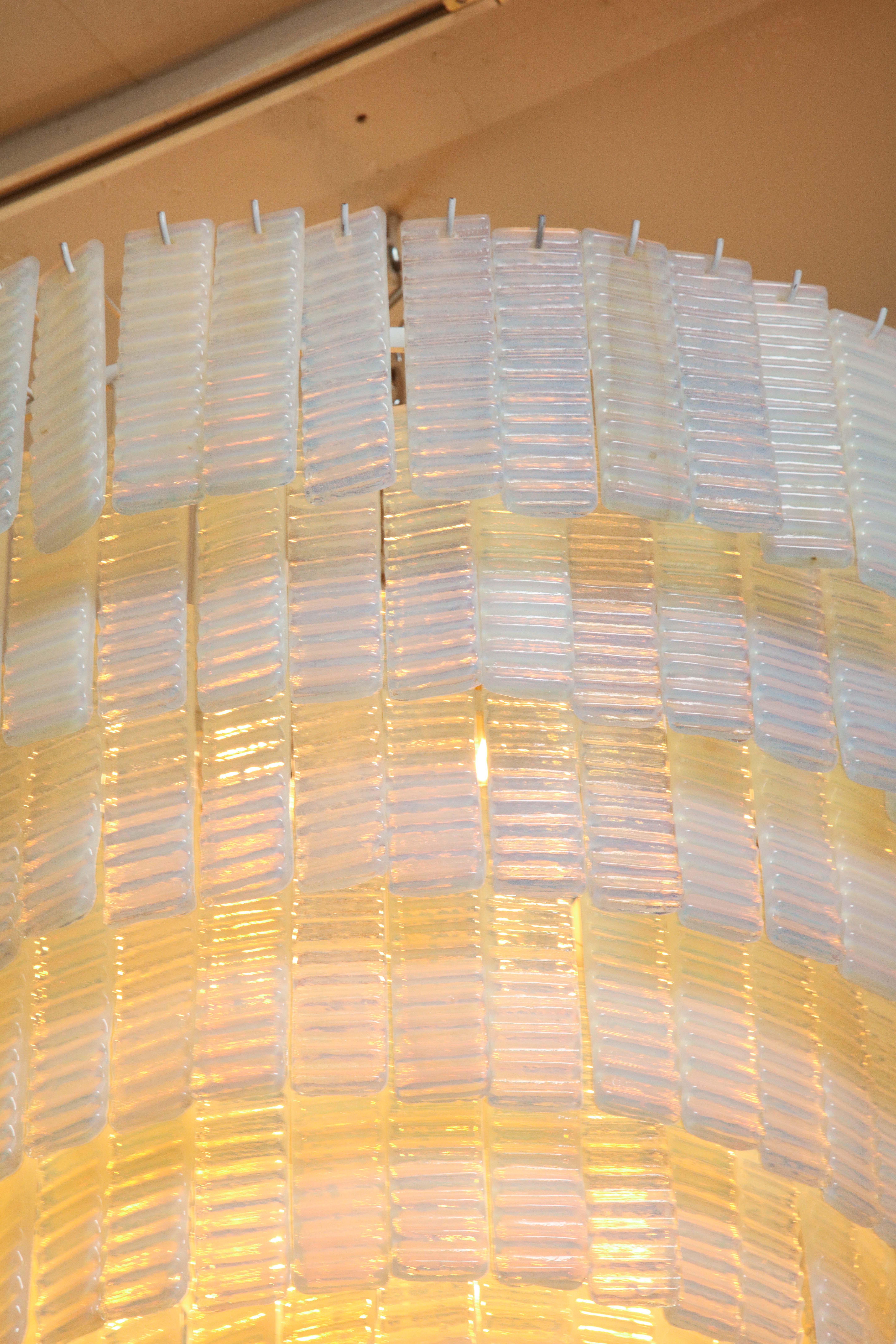 10 Tiered Corrugated Opalescent Murano Glass Chandelier in Round Shape For Sale 9