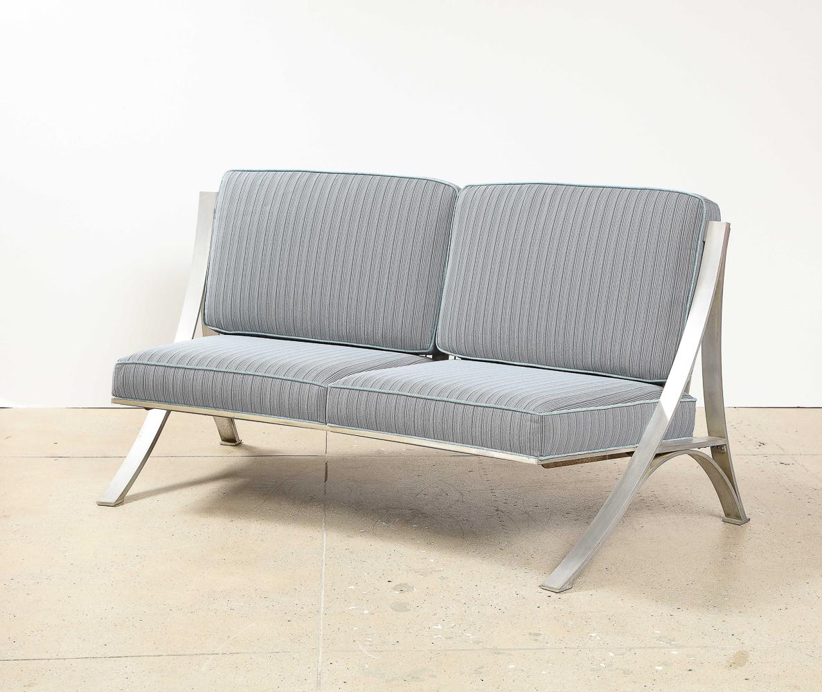 Maßgefertigtes Sofa von Paul Laszlo (Handgefertigt) im Angebot