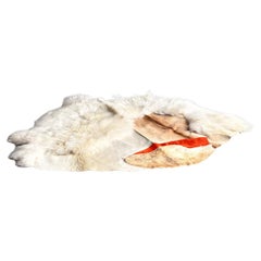 Schafsfell nach Maß von Carine Boxy -- Orange-Off-White-Teppich