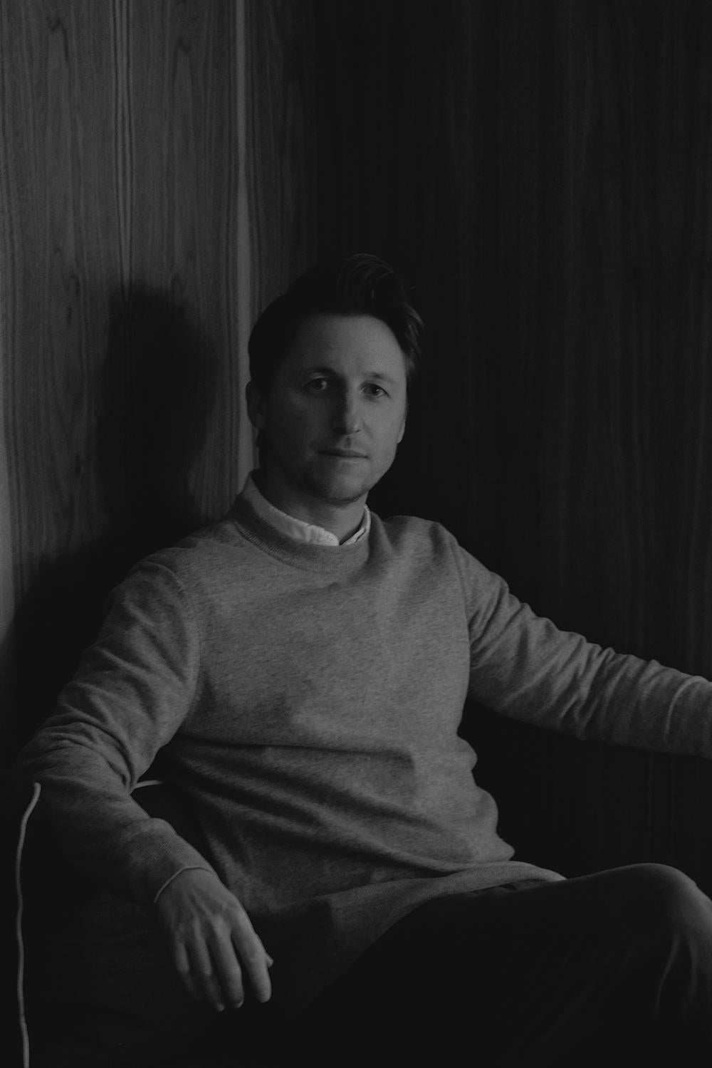 Laiton Custom size Chelmsford Lacquered Steel and Glass Coffee Table en vente