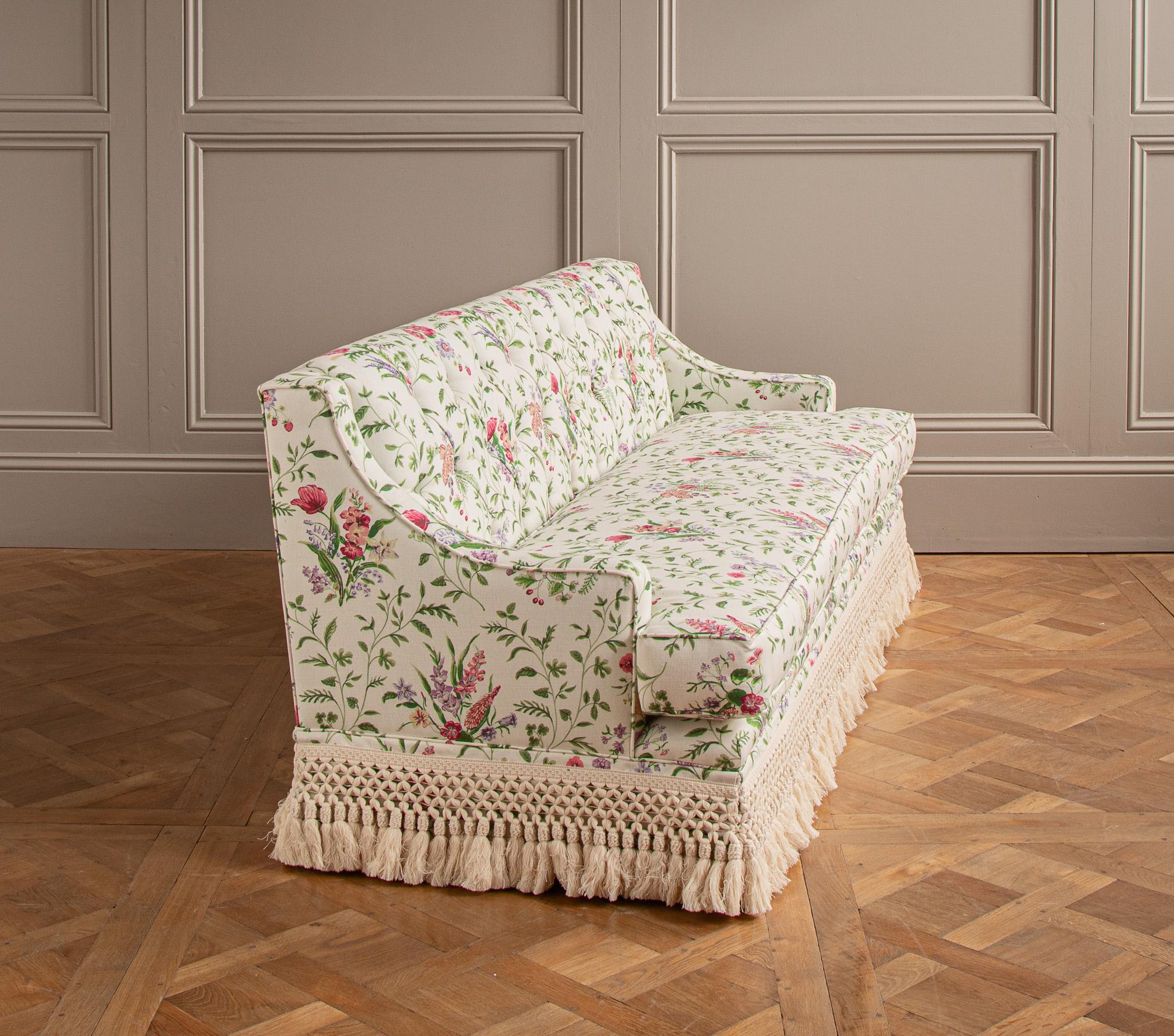 CUSTOM MADE Sofa von La Maison London nach Maß & gepolstert (Britisch) im Angebot