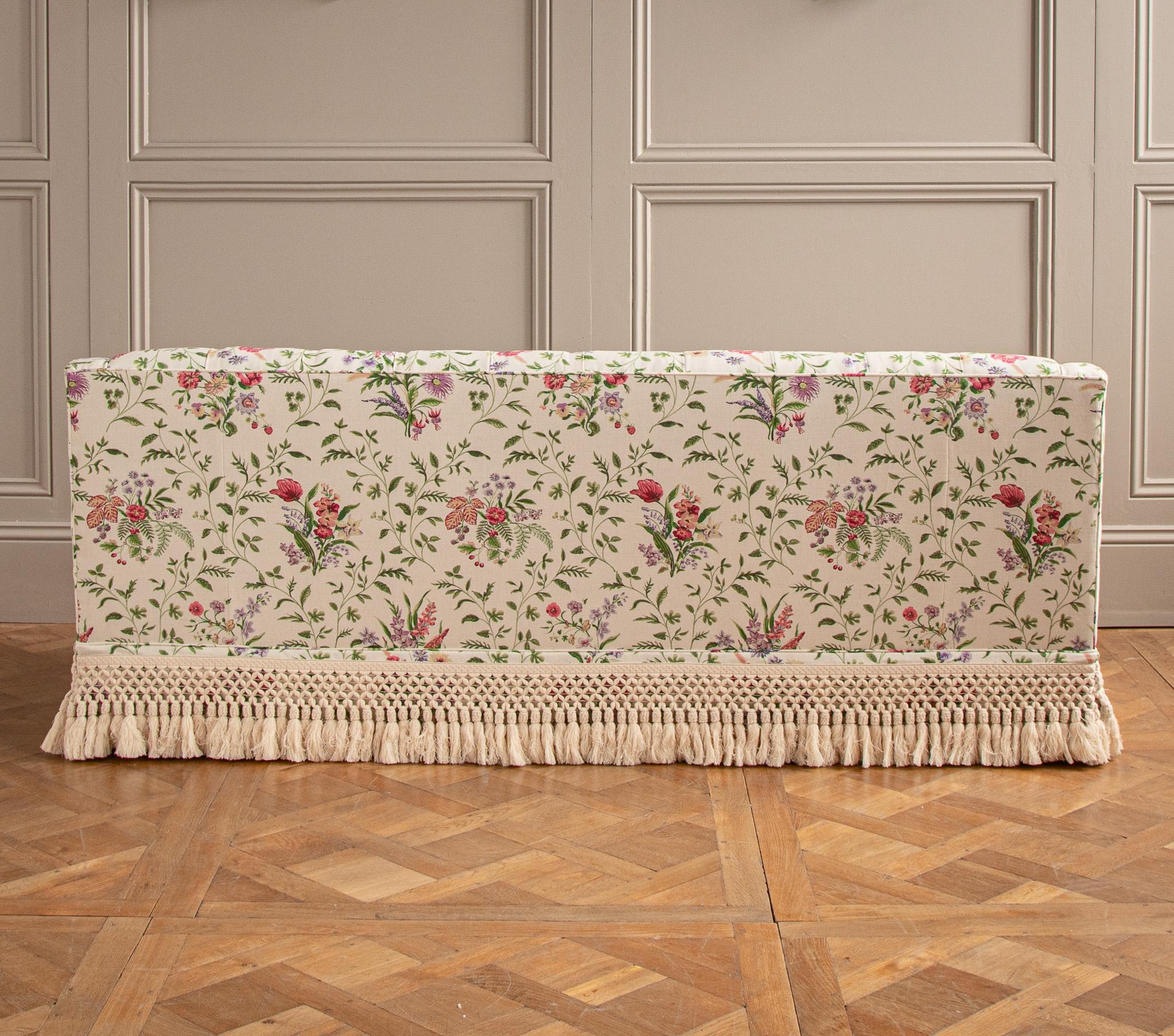 CUSTOM MADE Sofa von La Maison London nach Maß & gepolstert im Angebot 1