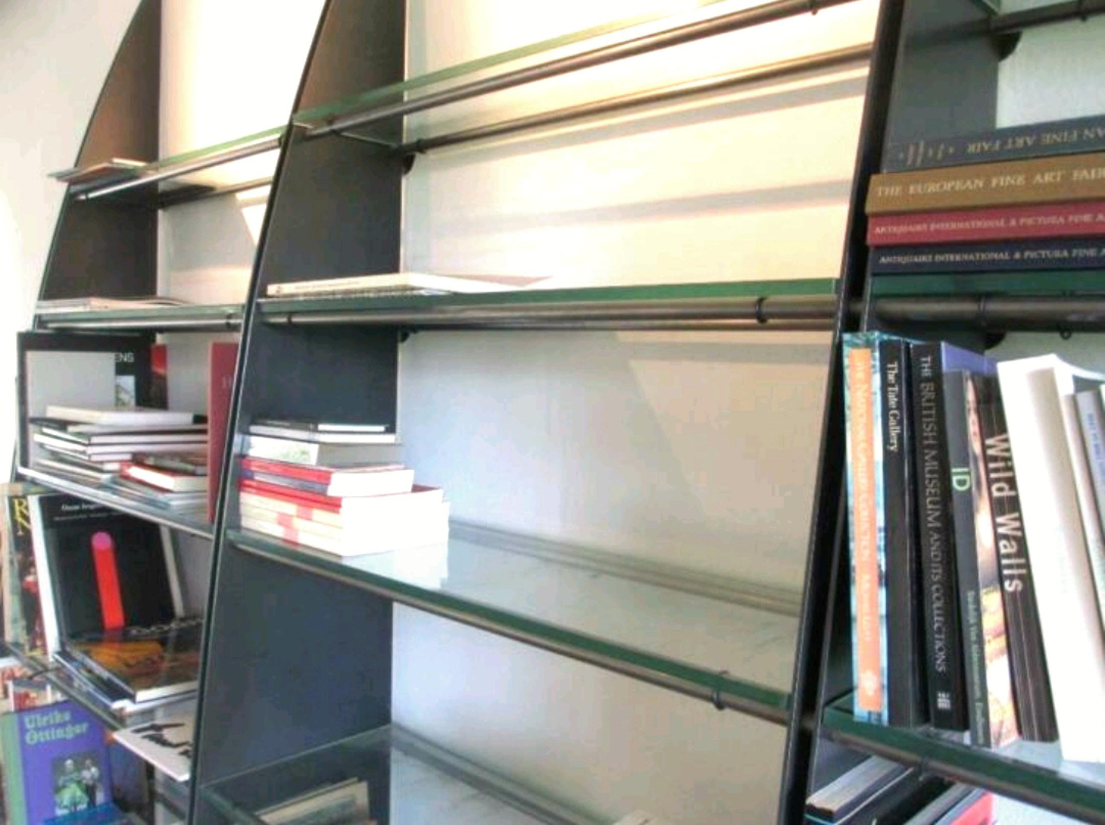 Libreria personalizzata in acciaio e vetro di Johan Bruynseraede, Paesi Bassi, anni '90 in vendita 9