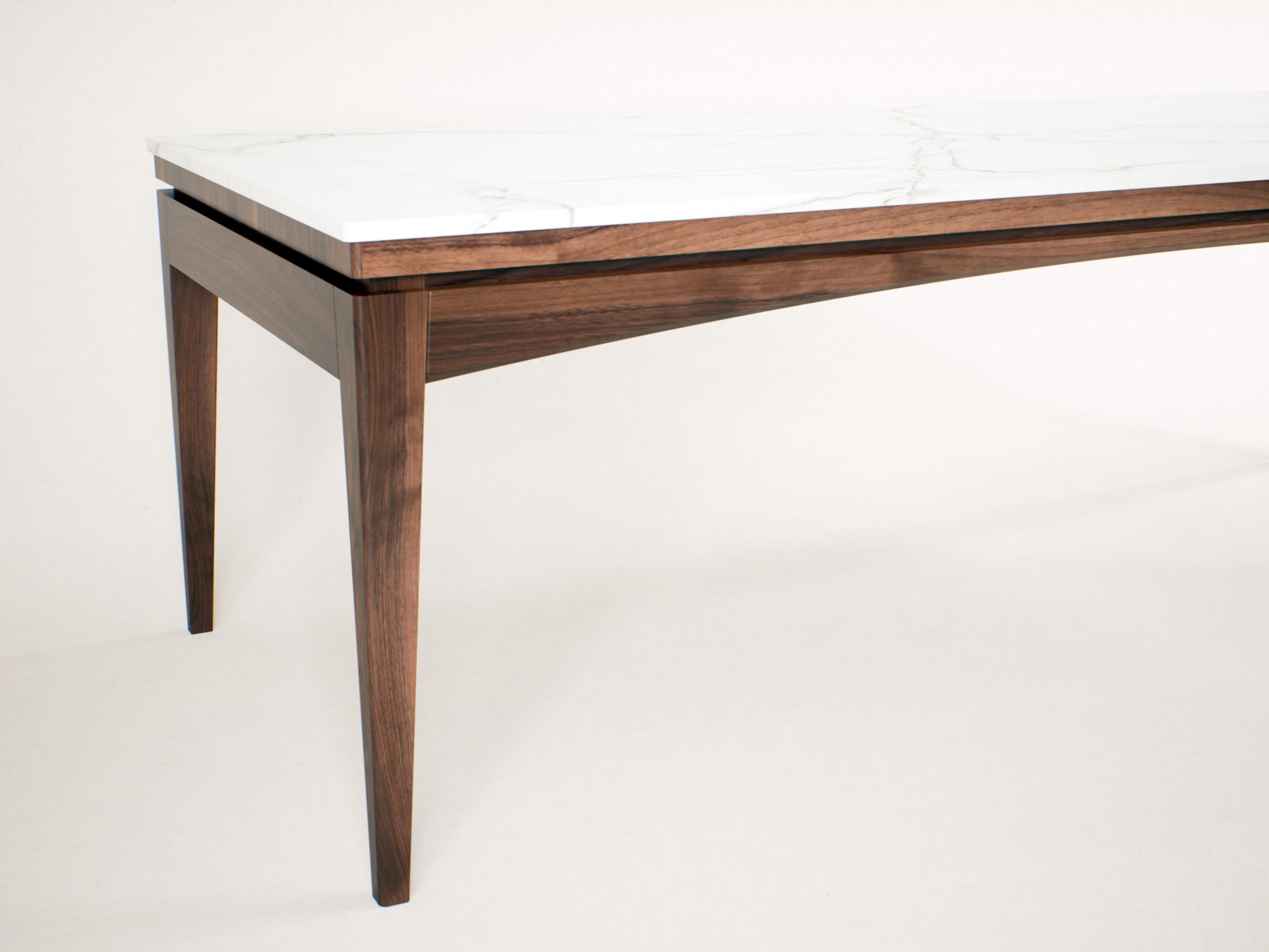 Custom Stone Dining Table – Sleek Porcelain Top with Solid walnut structure In New Condition For Sale In CAMBRE, ES