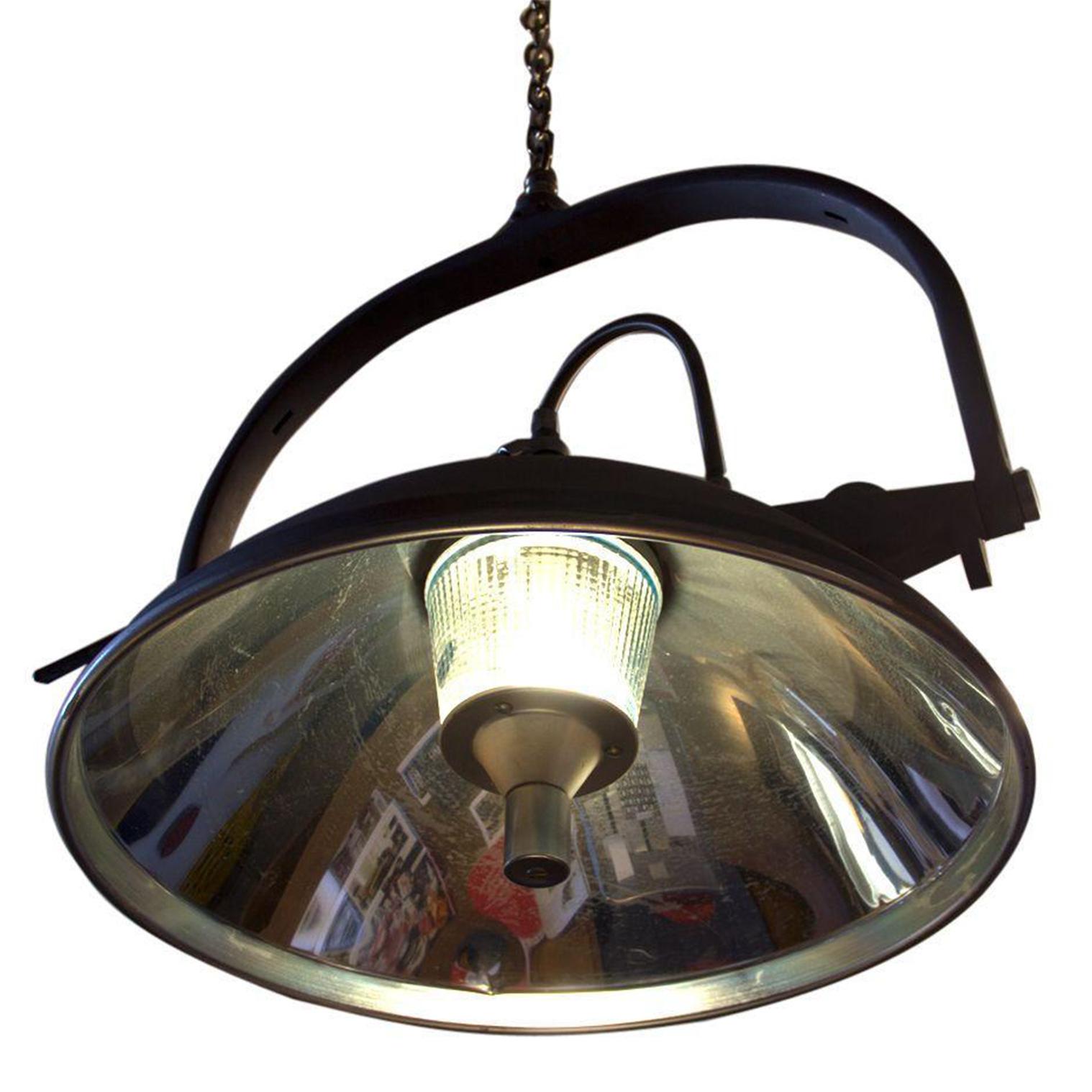 Custom Surgical Pendant Lamp For Sale 2