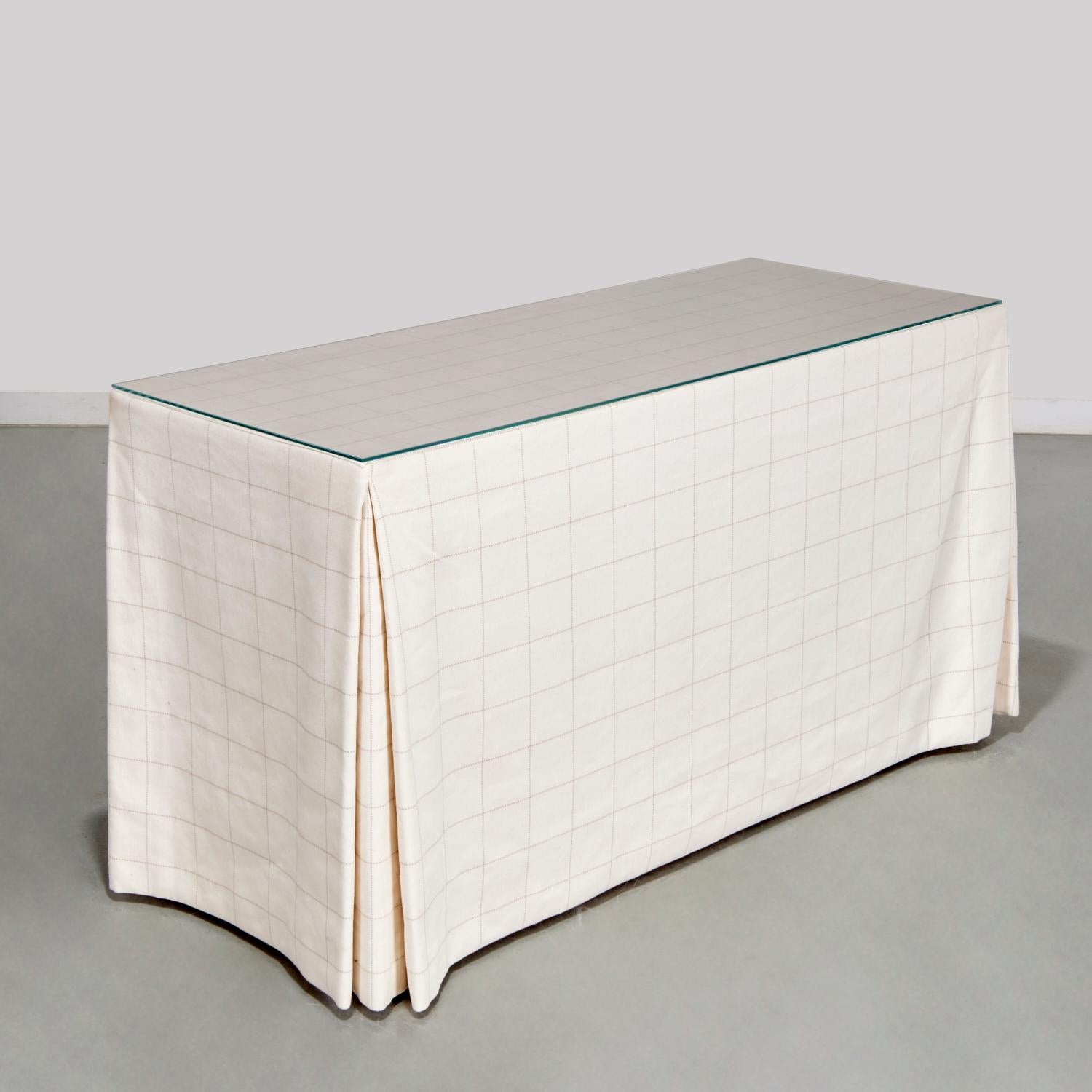 American Classical Custom Table with Pleated Checkered Fabric and Glass Top Sourced by Mark Hampton For Sale