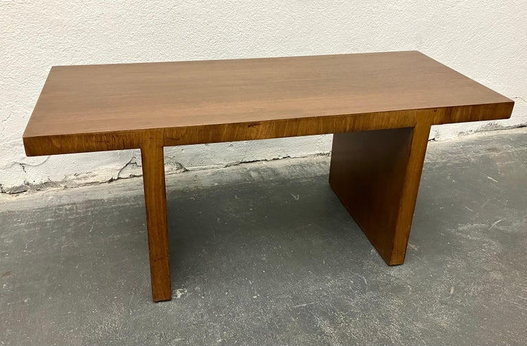 Custom T.H. Robsjohn-Gibbings Walnut Cocktail Table In Good Condition For Sale In Brooklyn, NY