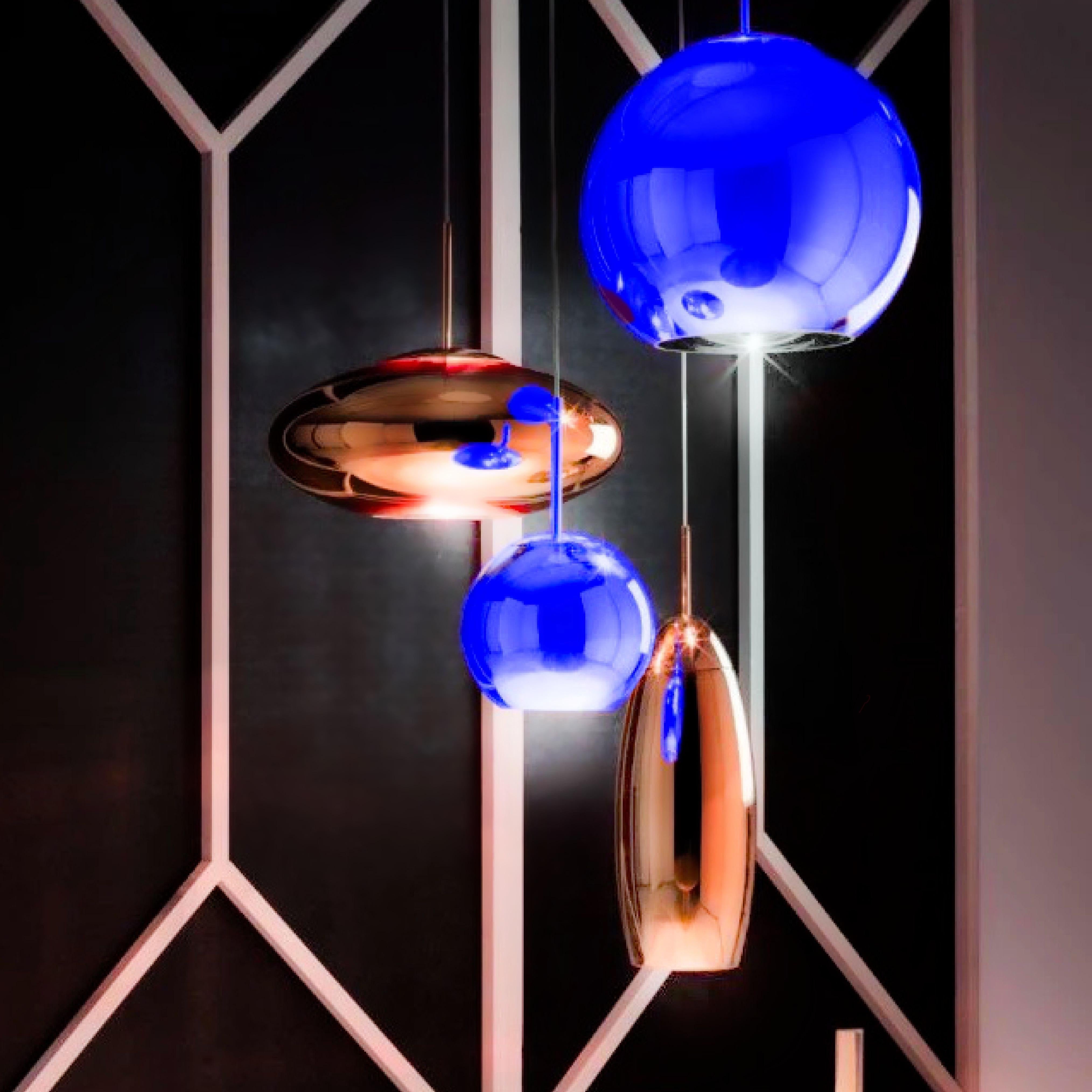 Contemporary Custom Tom Dixon Linear Pendant Chandelier Set of 5, Copper and Blue For Sale