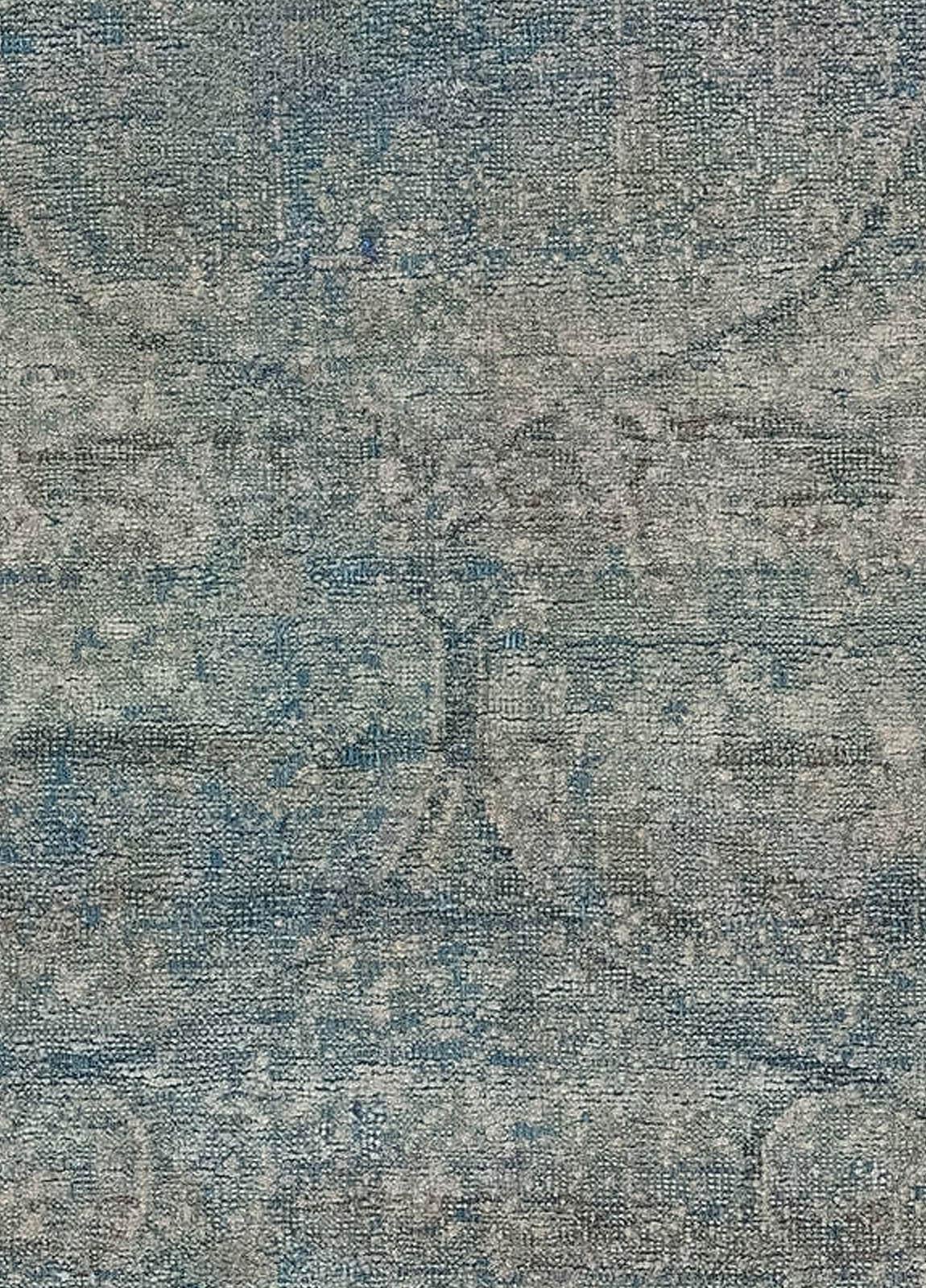 Custom traditional hand knotted silk and wool rug by Doris Leslie Blau
Size: 3'8