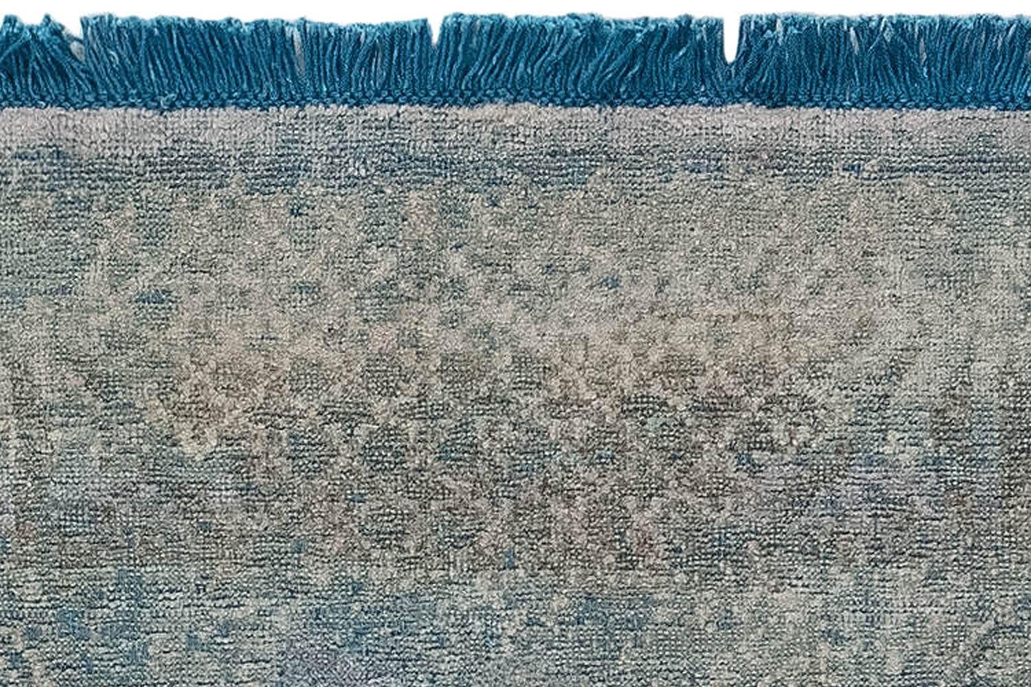 Maßgefertigter traditioneller handgeknüpfter Teppich aus Seide und Wolle von Doris Leslie Blau (Handgeknüpft) im Angebot