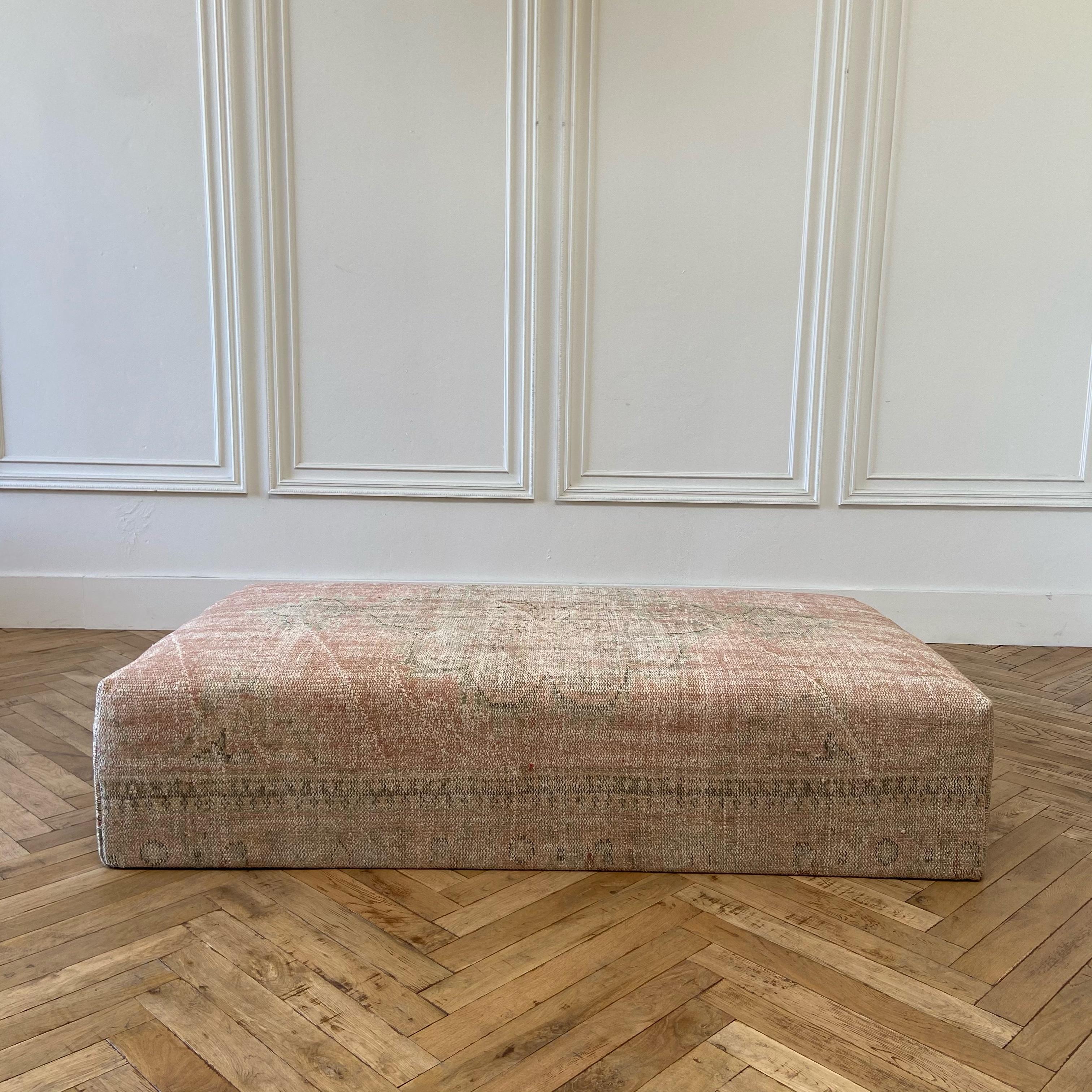 Custom Turkish Wool Rug Ottoman In Good Condition In Old Town Orange, CA