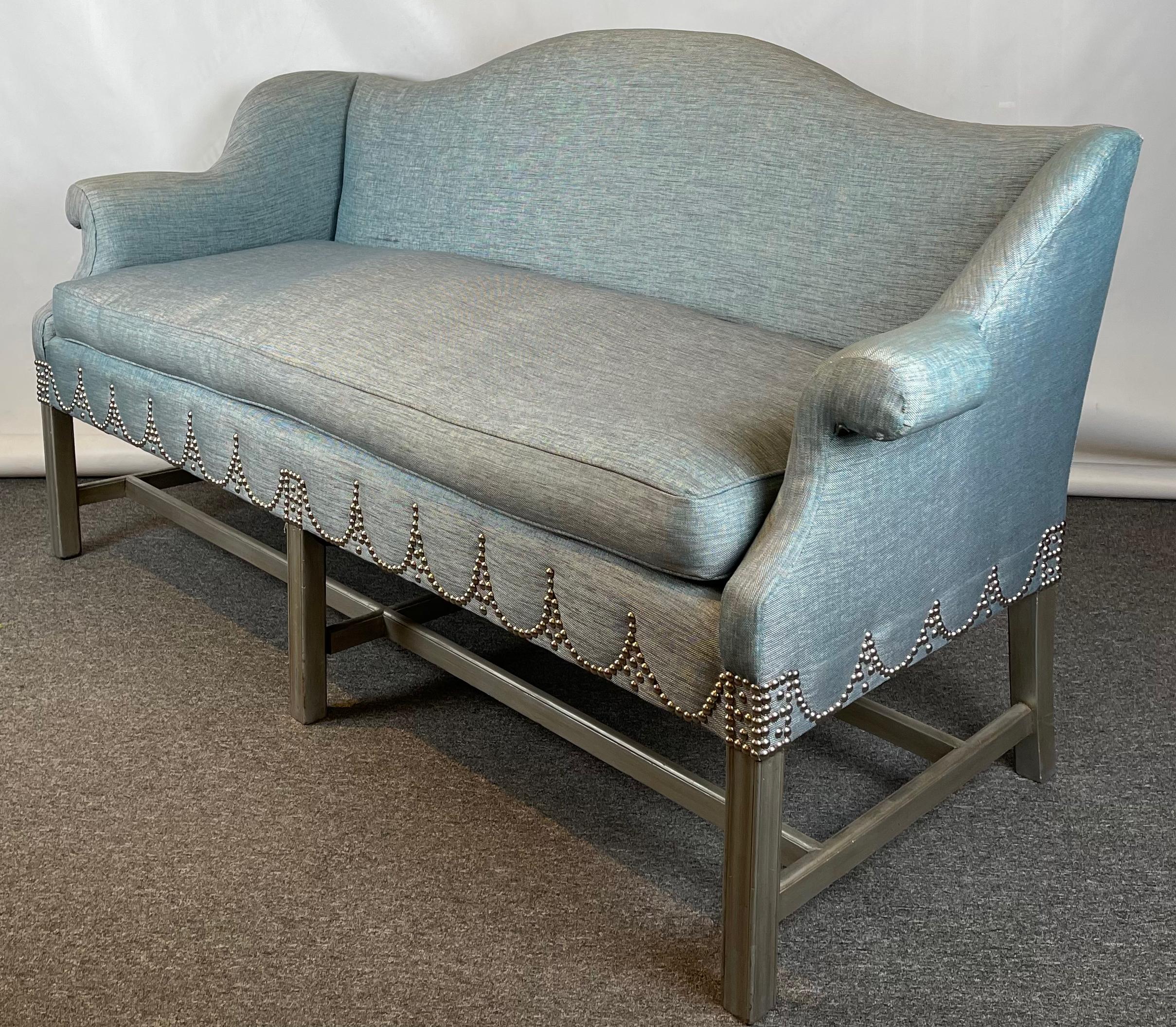 Custom Upholstered Camel Back Sofa In Good Condition In Kilmarnock, VA