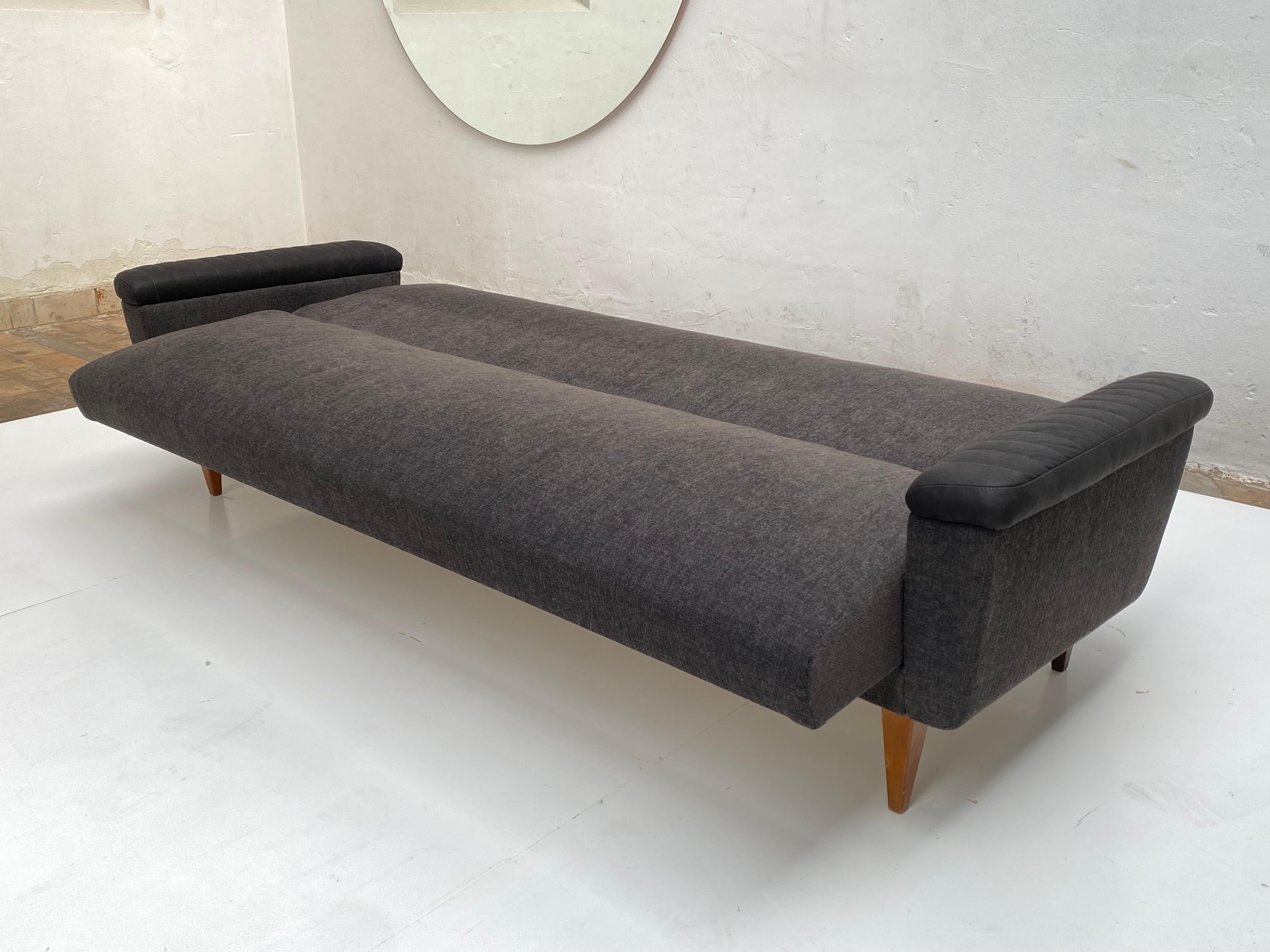 Scandinavian Modern Custom Upholstered Dutch 1960's Sleeping Sofa in De Ploeg Steppe & Leather