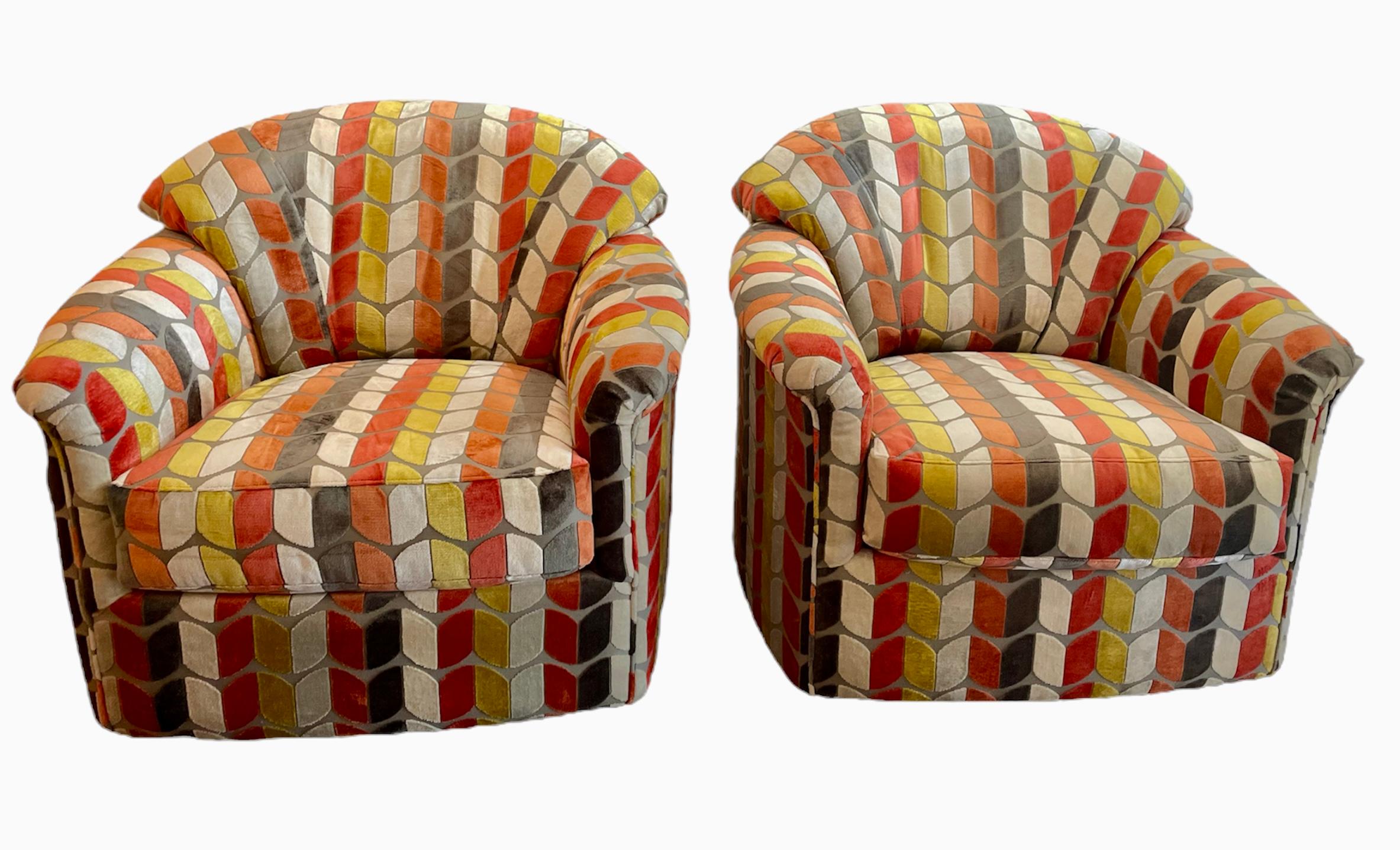 Custom Upholstered Set of Swivel Chairs in Style of Milo Baughman at