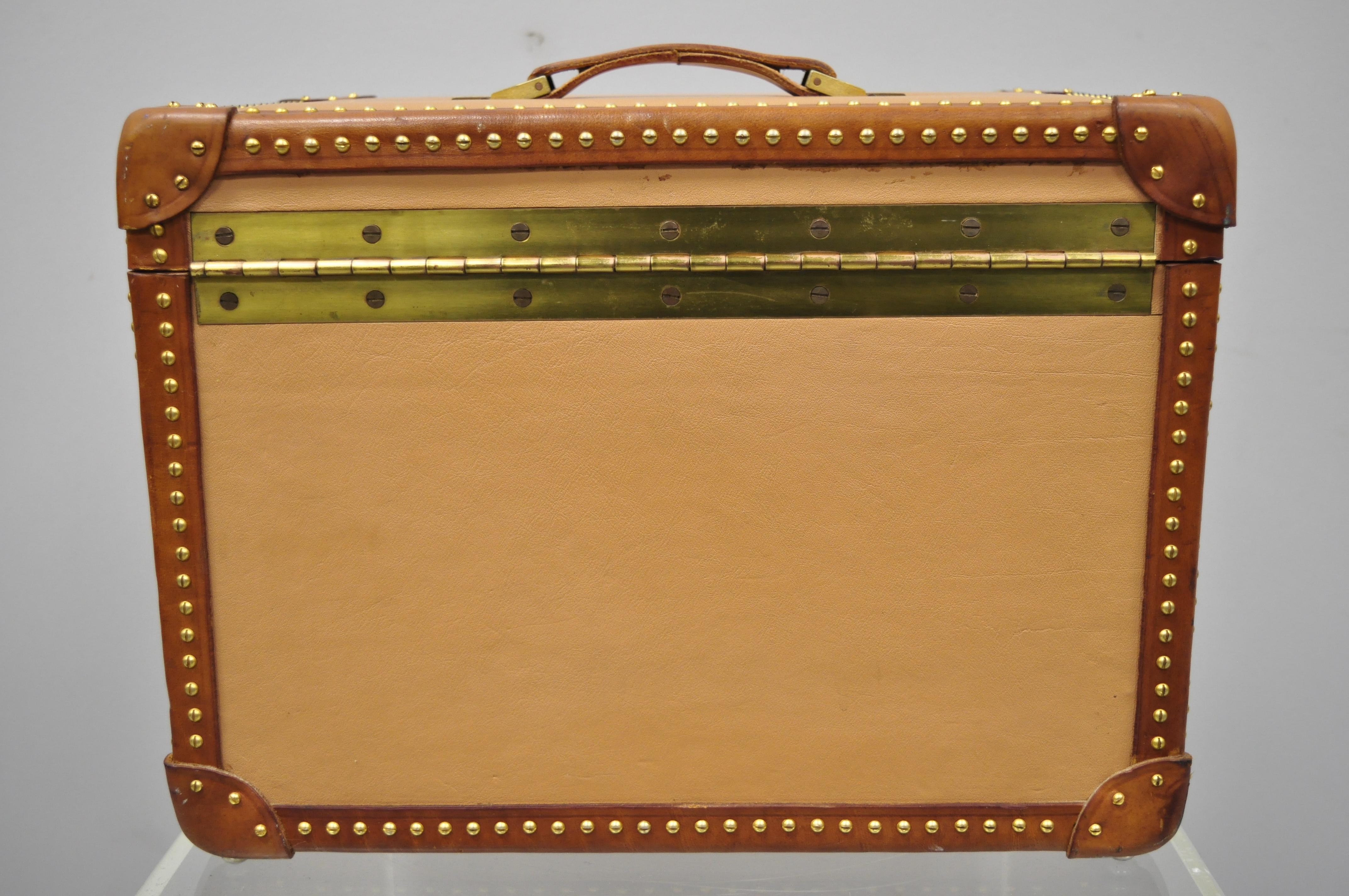 Custom Vintage Italian Leather Toiletry Box Case Travel Trunk Nailhead Trim For Sale 2