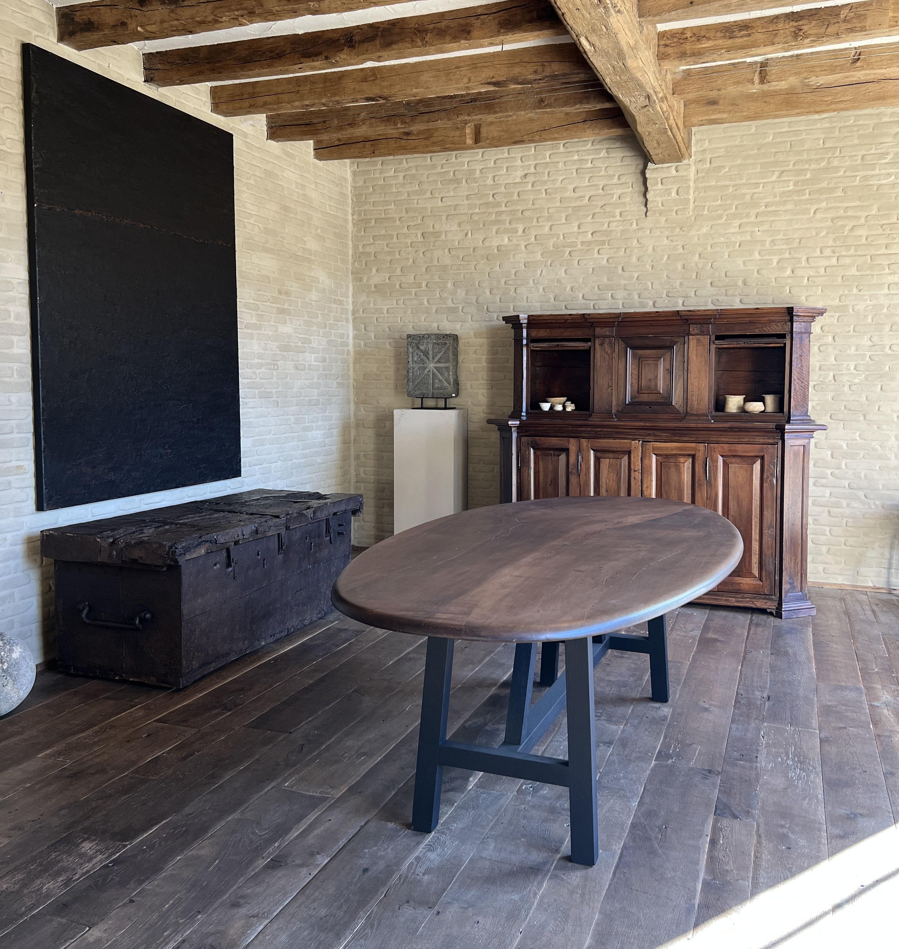 Fatto a mano Custom walnut 2 plank top oval dining table Model LUSI dark finish in vendita